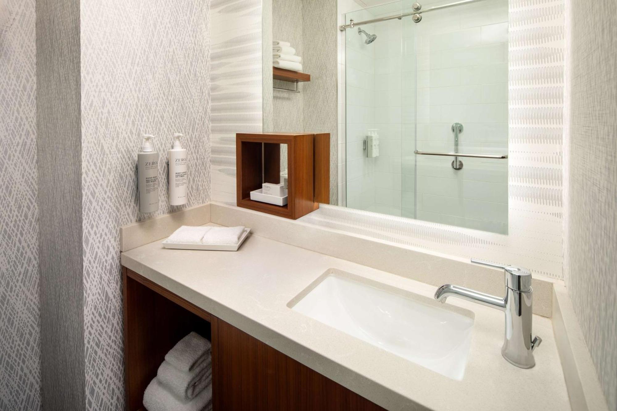 Queen Studio Suite
