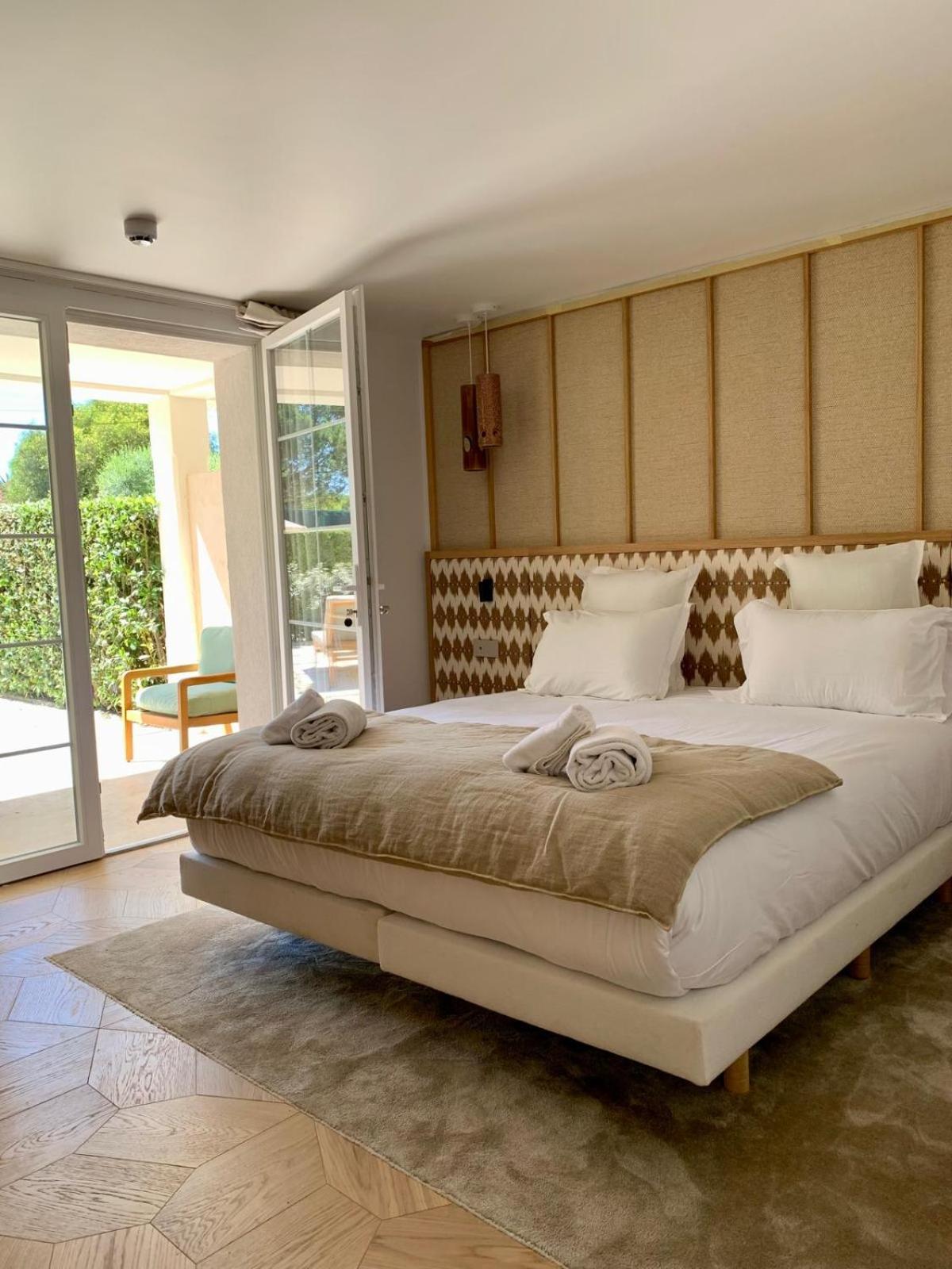 Double Room with Patio,1595557706:JPEG