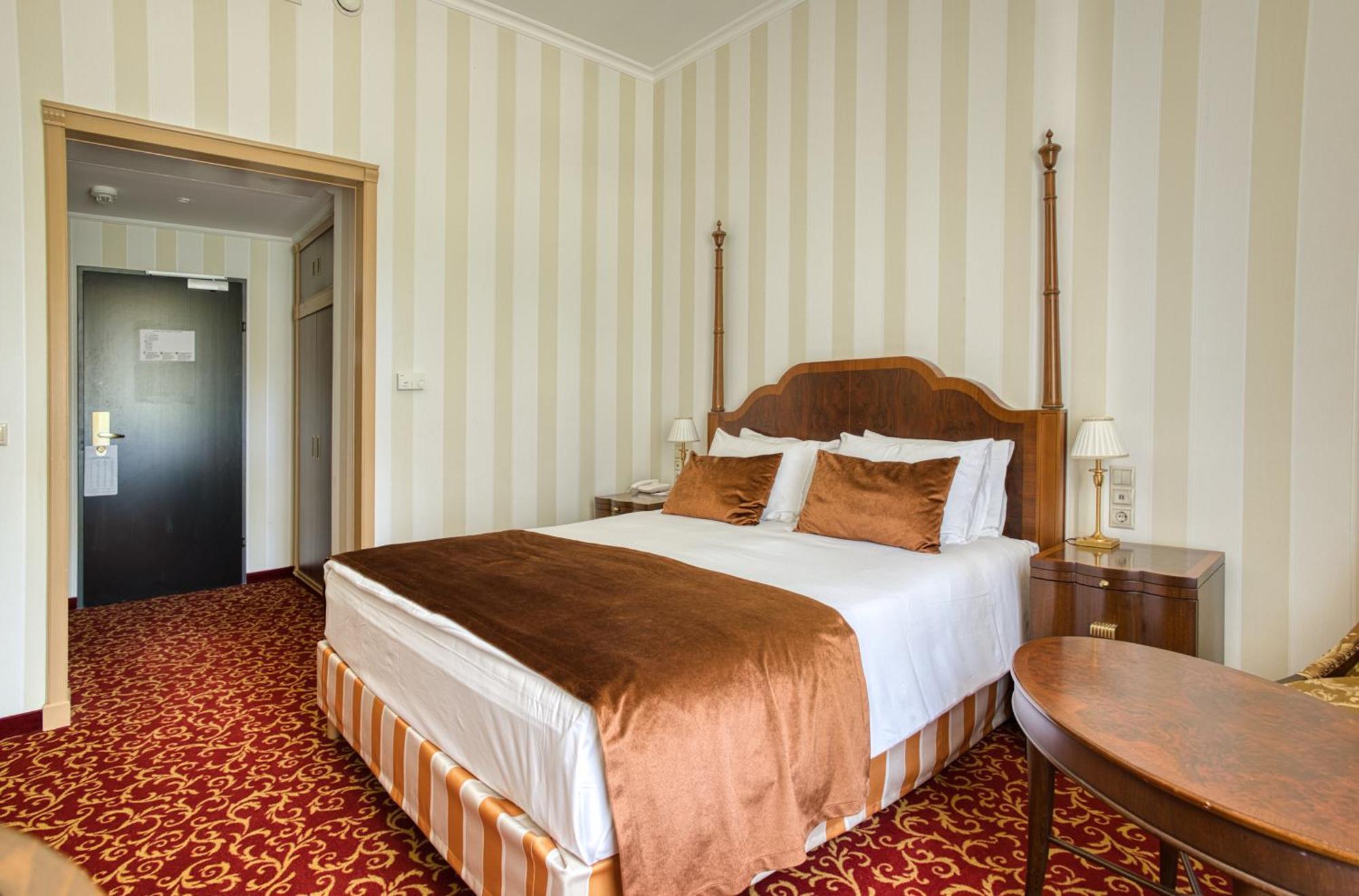 Habitación Doble Deluxe con acceso al centro de fitness y bienestar