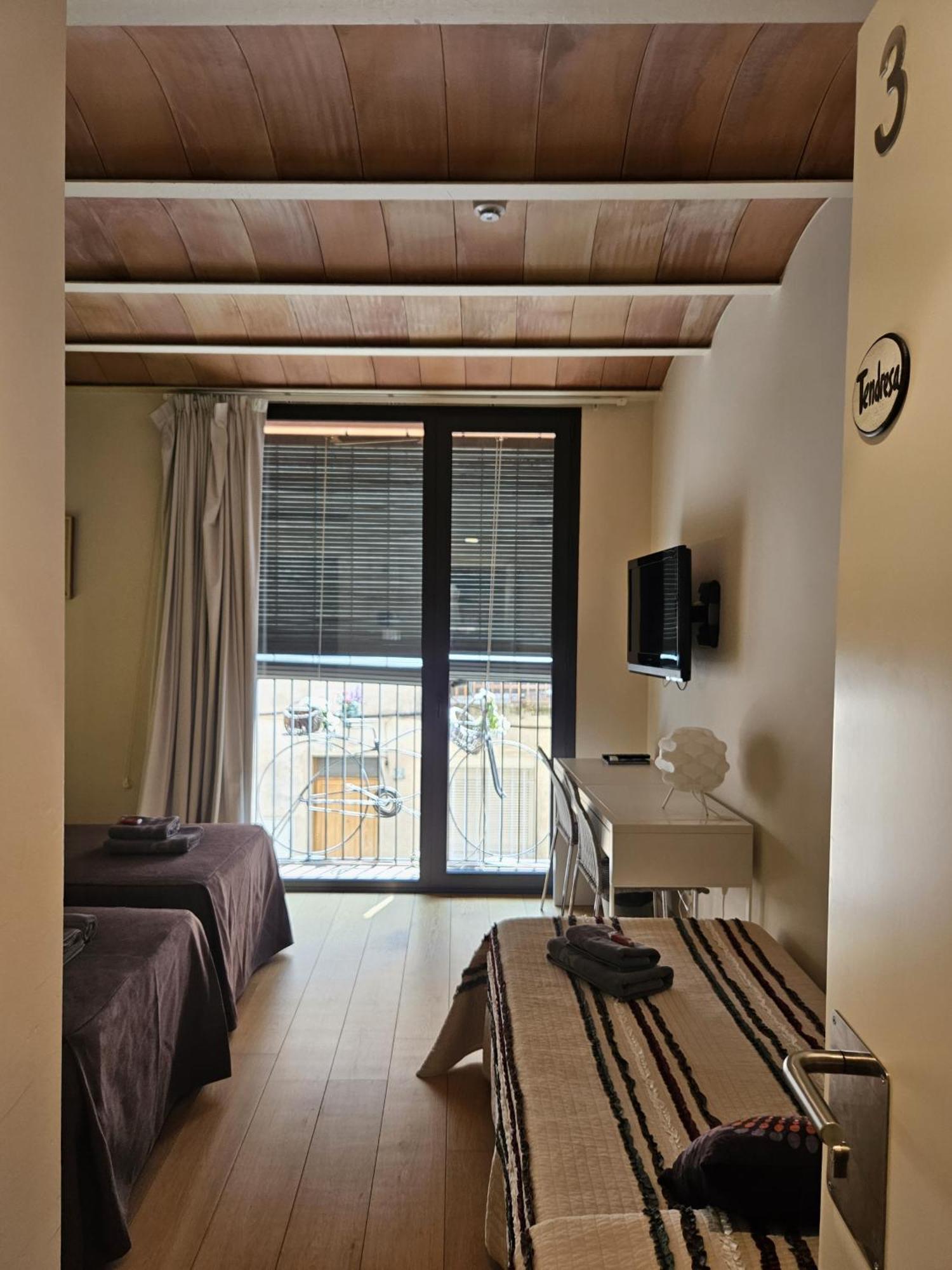 Triple Room,1596037324:JPEG