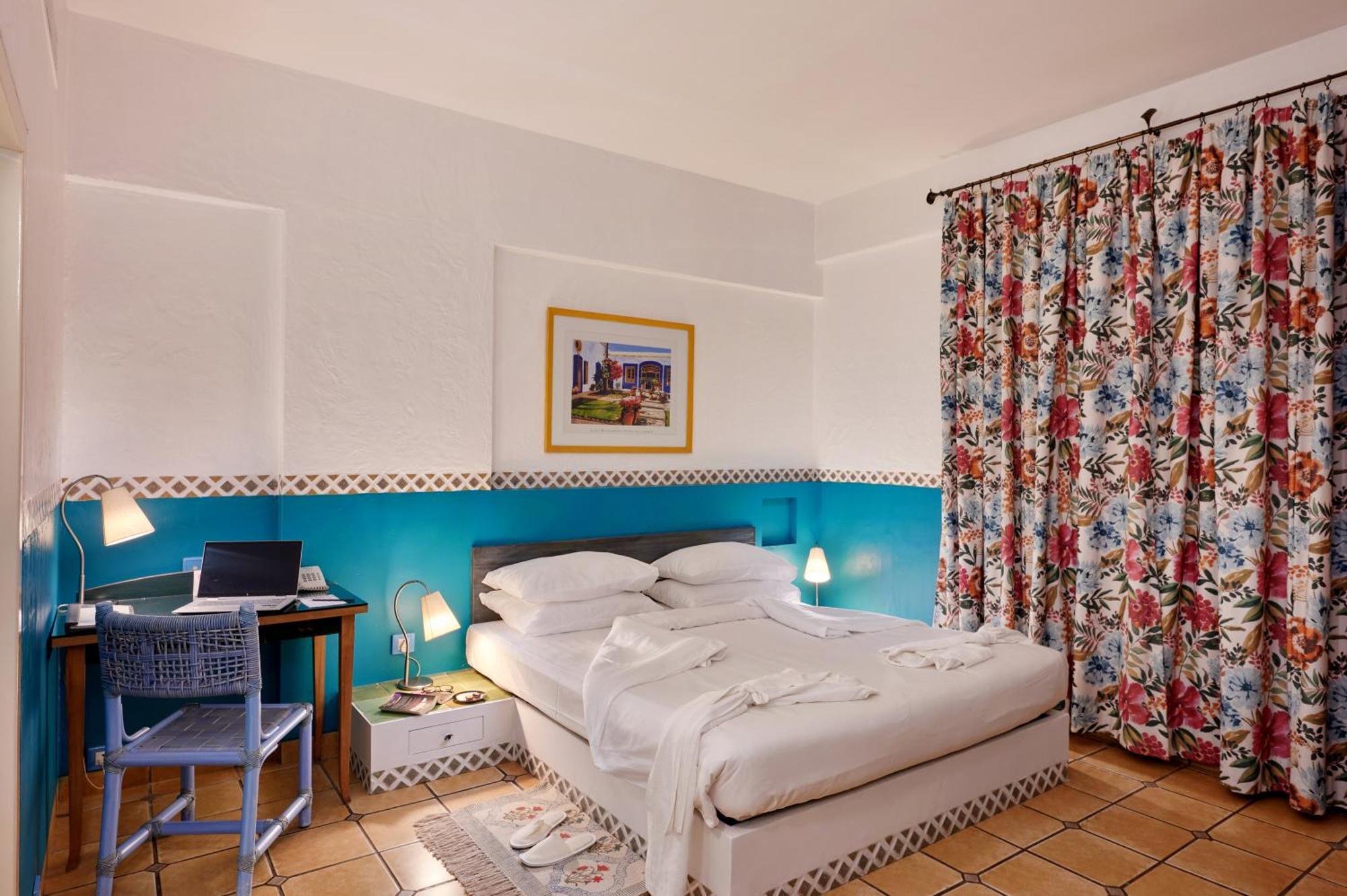 Boutique Room on food soft beverage Laundry