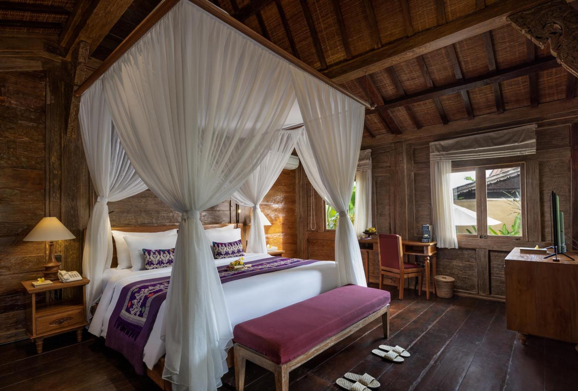 Houten Villa met 1 Slaapkamer en Privézwembad - Gratis Voordeel