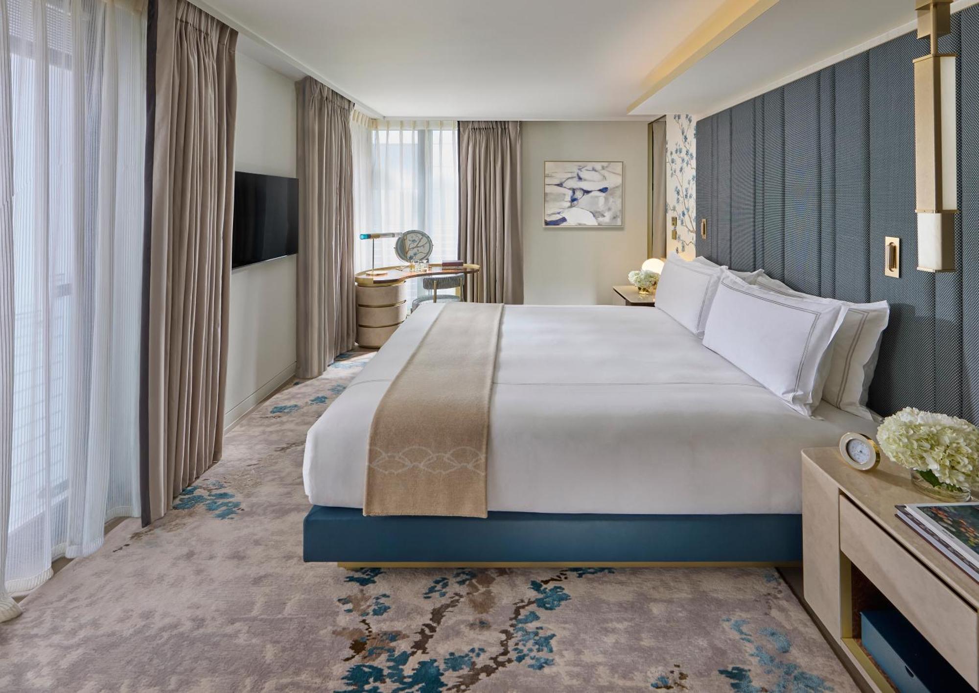 Junior Suite King or Twin,1596342919:JPEG