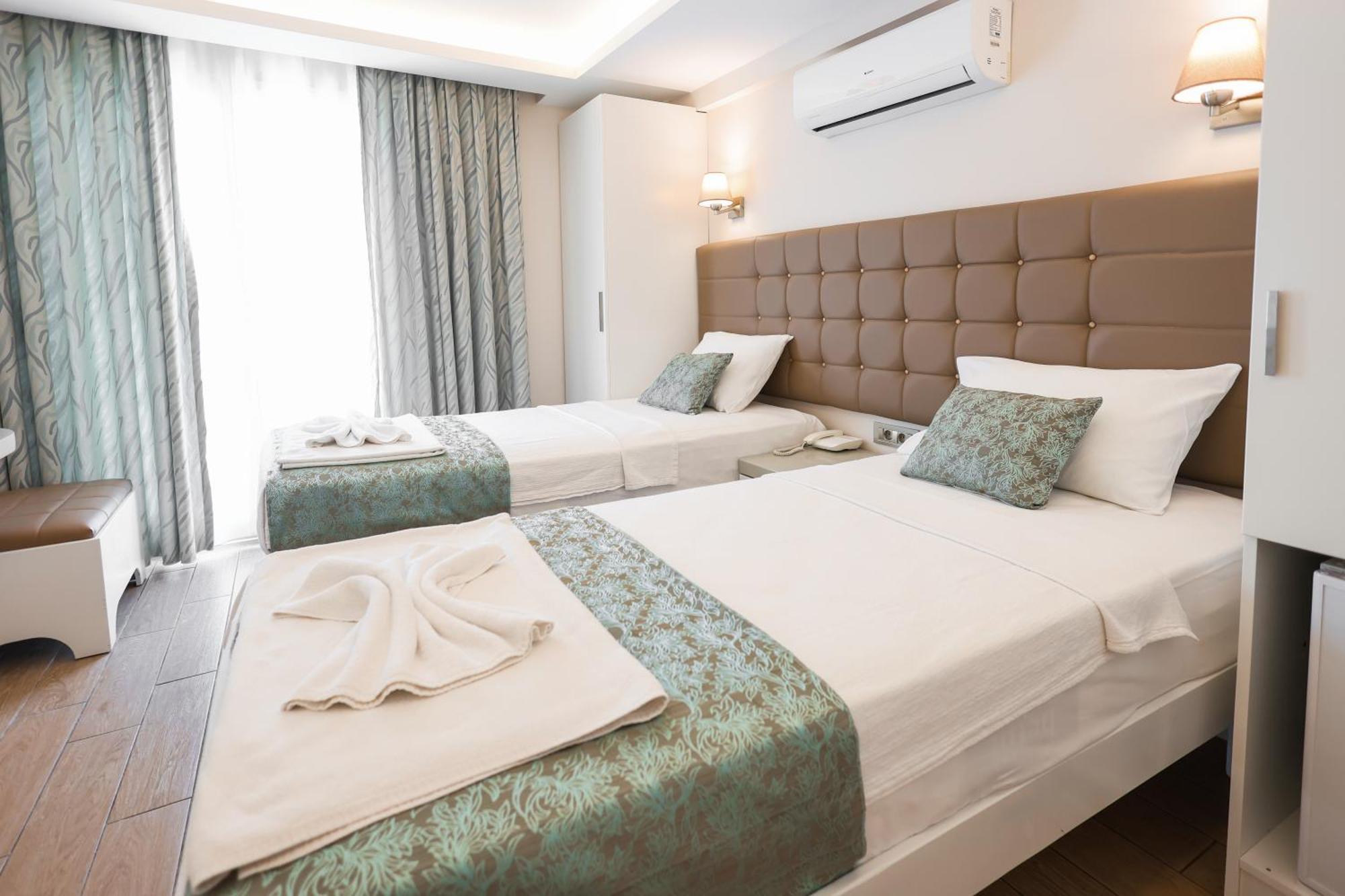 Double or Twin Room Land View