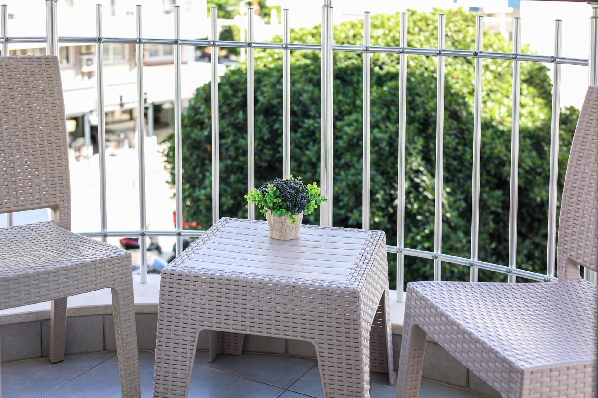 Double or Twin Room Land View