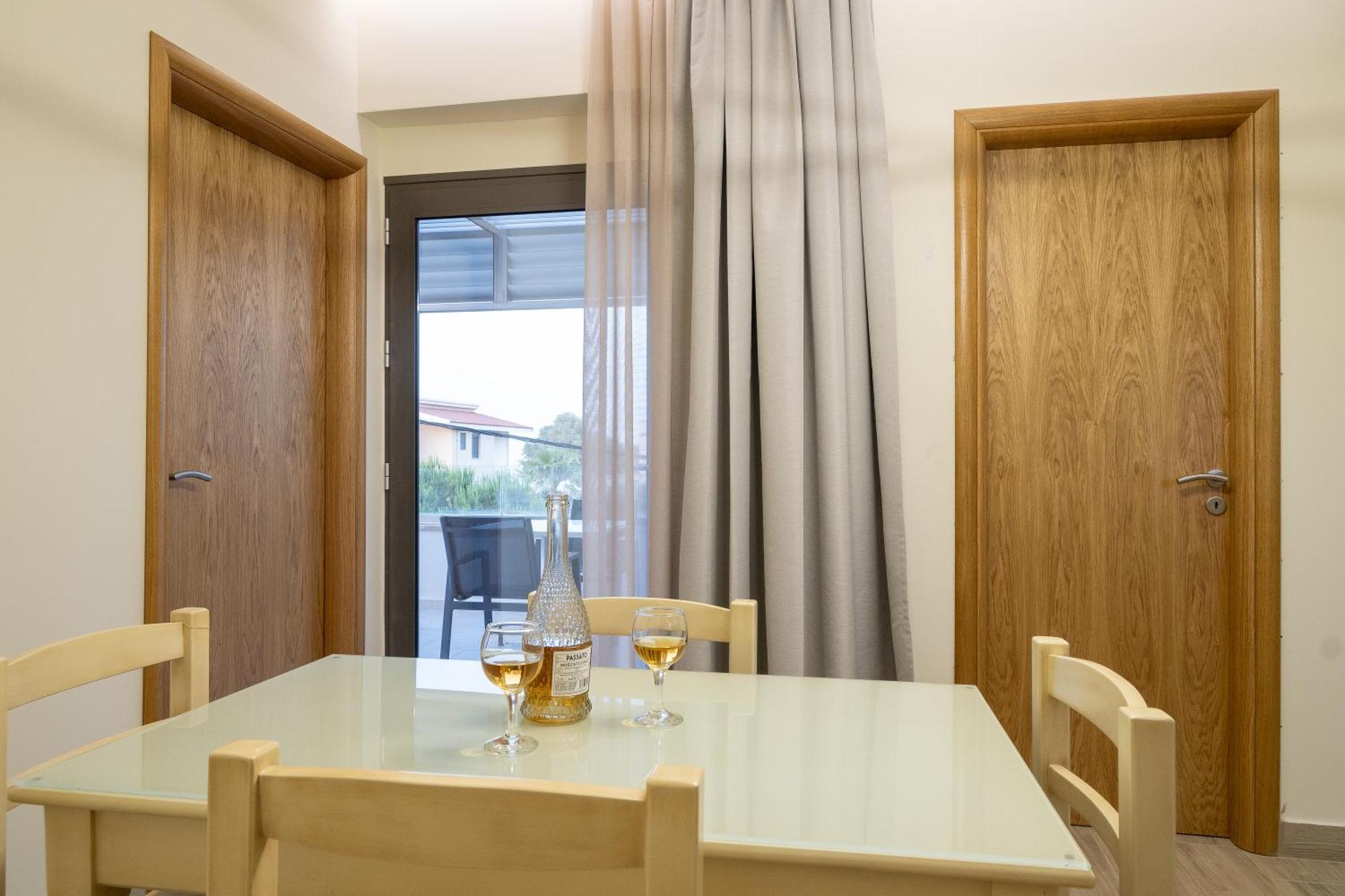 Three-Bedroom Apartment Sea View