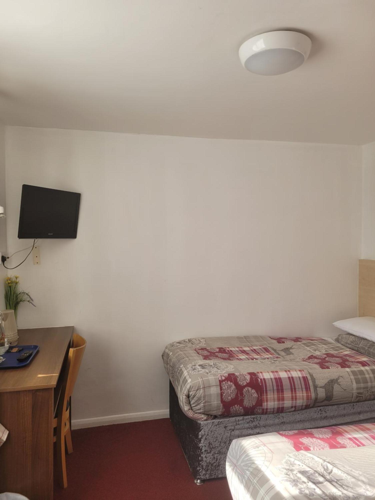 Camera Superior Doppia con Letti Singoli con Bagno Interno
