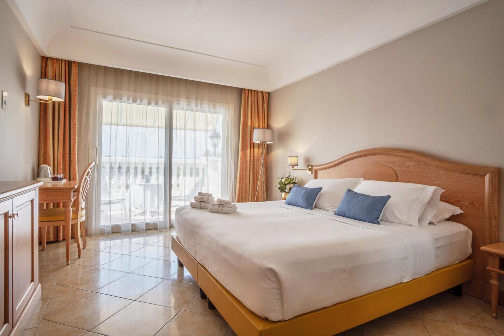 Chambre Double Supérieure avec Accès au Spa - Vue sur Lac