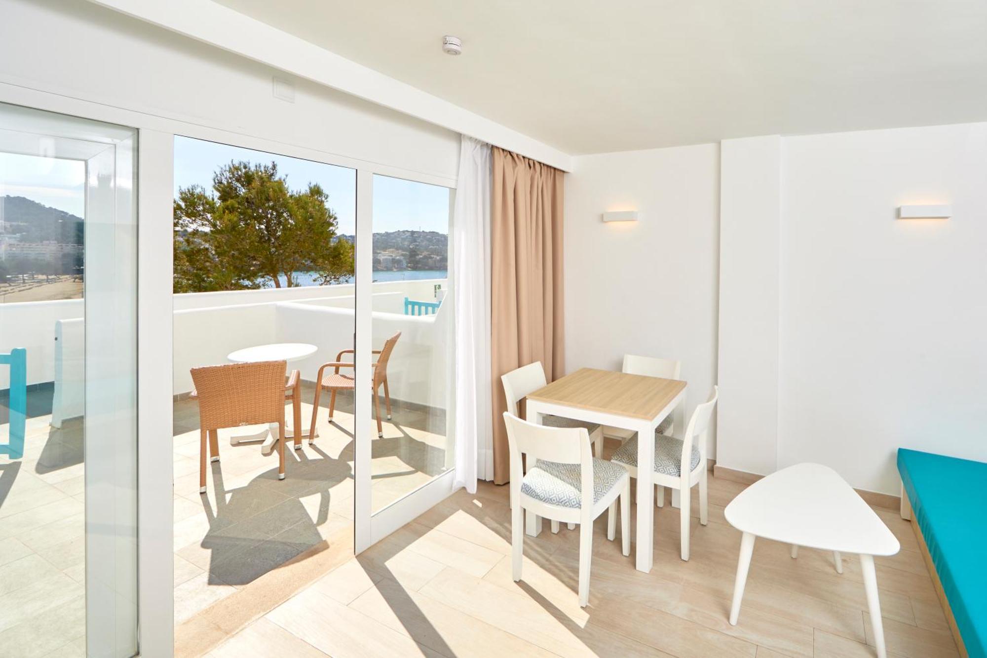 One-Bedroom Apartment Sea View Terrace
