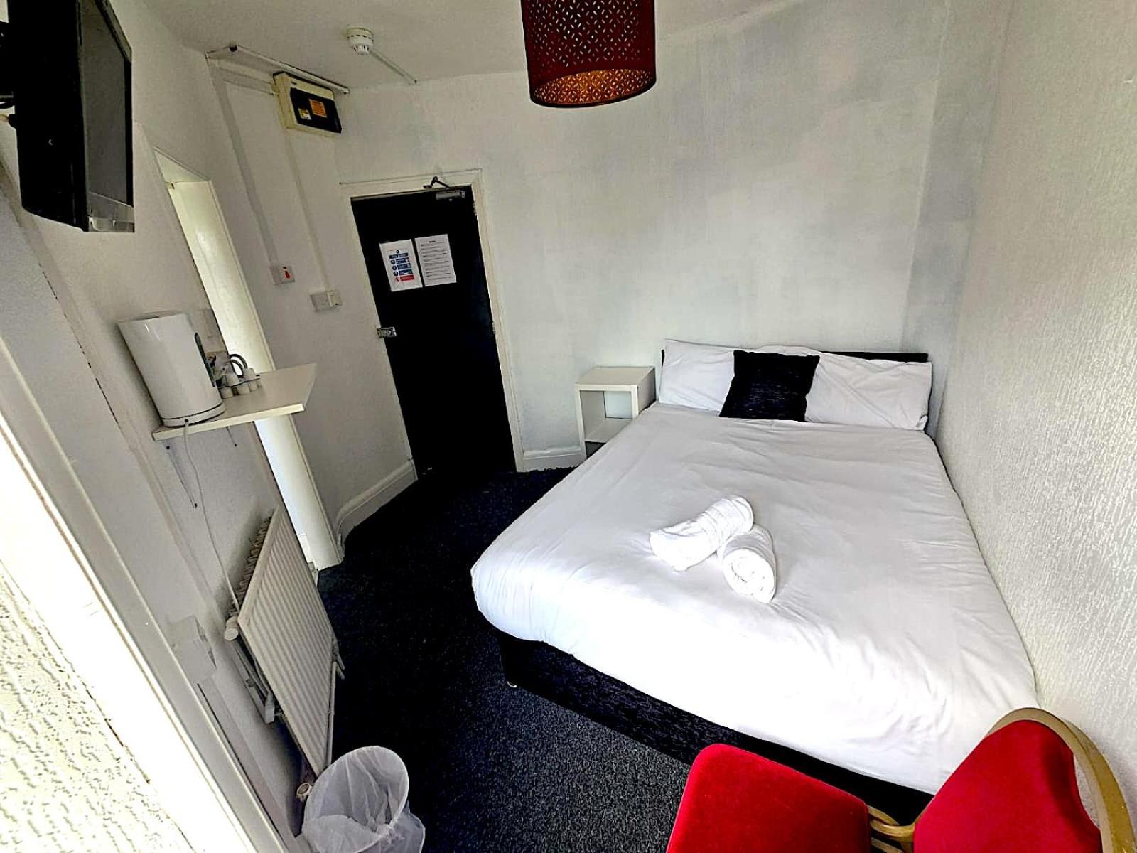 Small Double Room,1597884024:JPEG