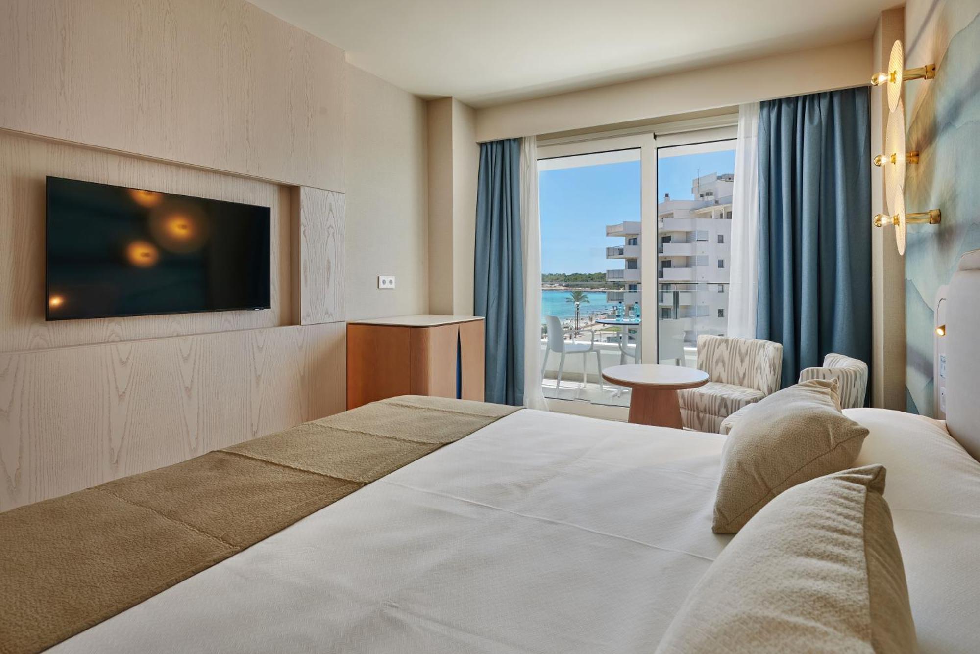 Double Room Side Sea View