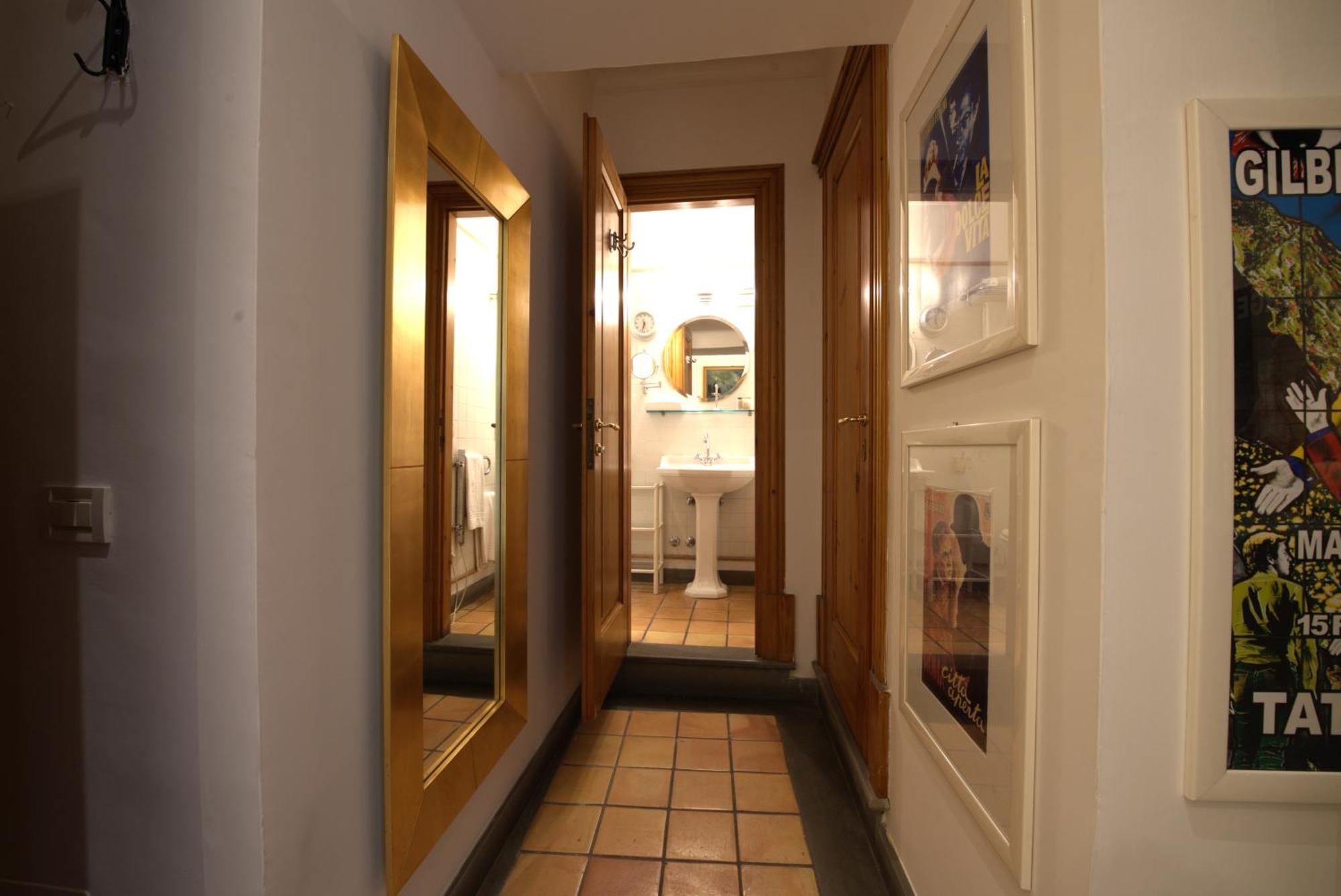 Small Double or Twin Room Street View