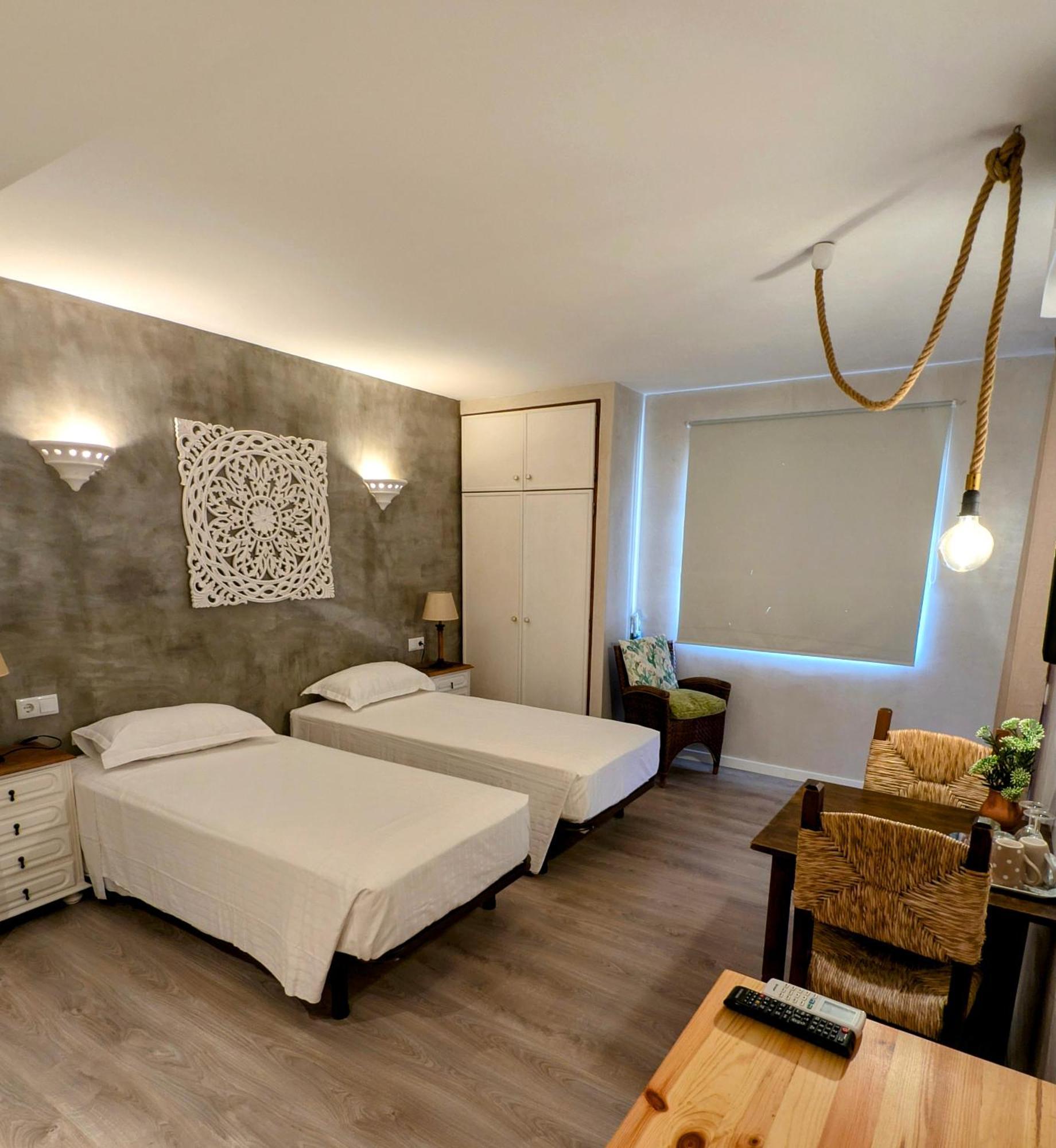 Budget Triple Room