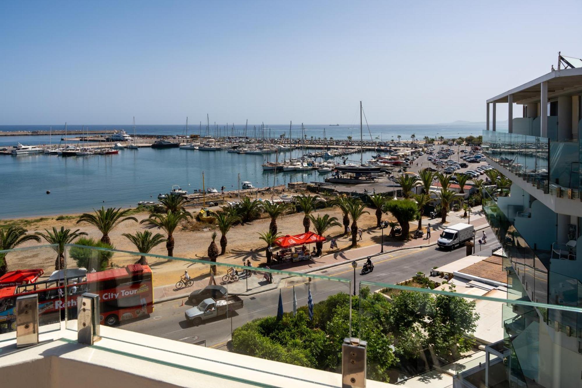 Grand Suite Panoramic Sea View