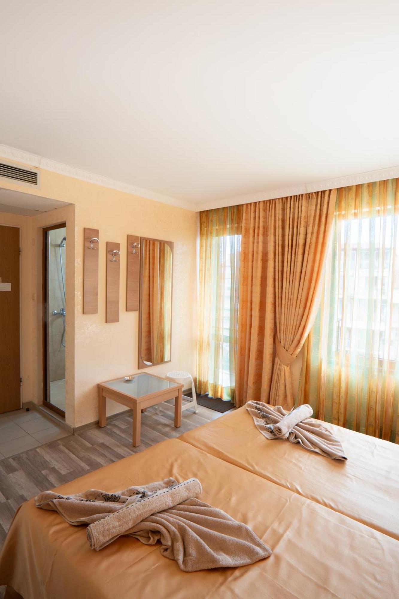 Double or Twin Room Balcony