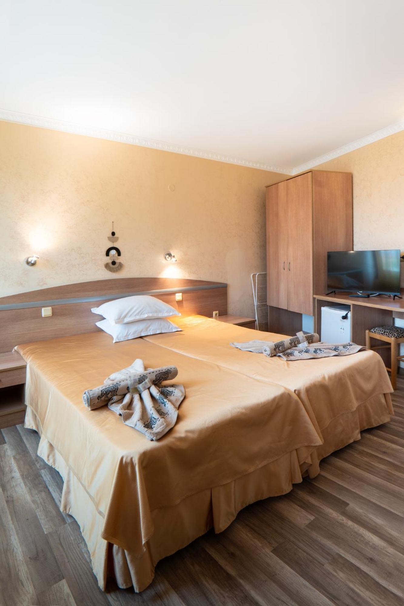 Double or Twin Room Balcony