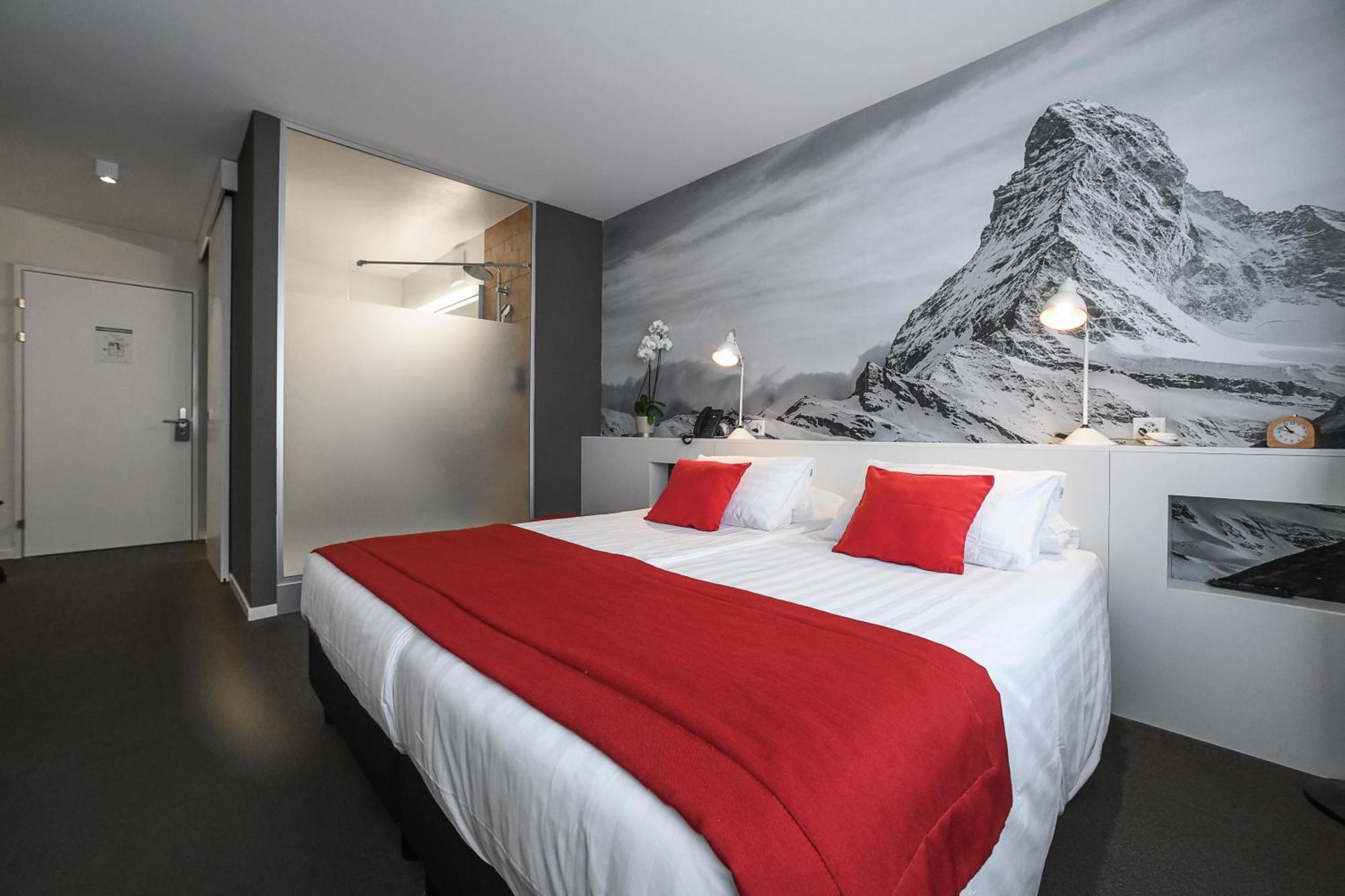 Deluxe Double Room,1598896331:JPEG