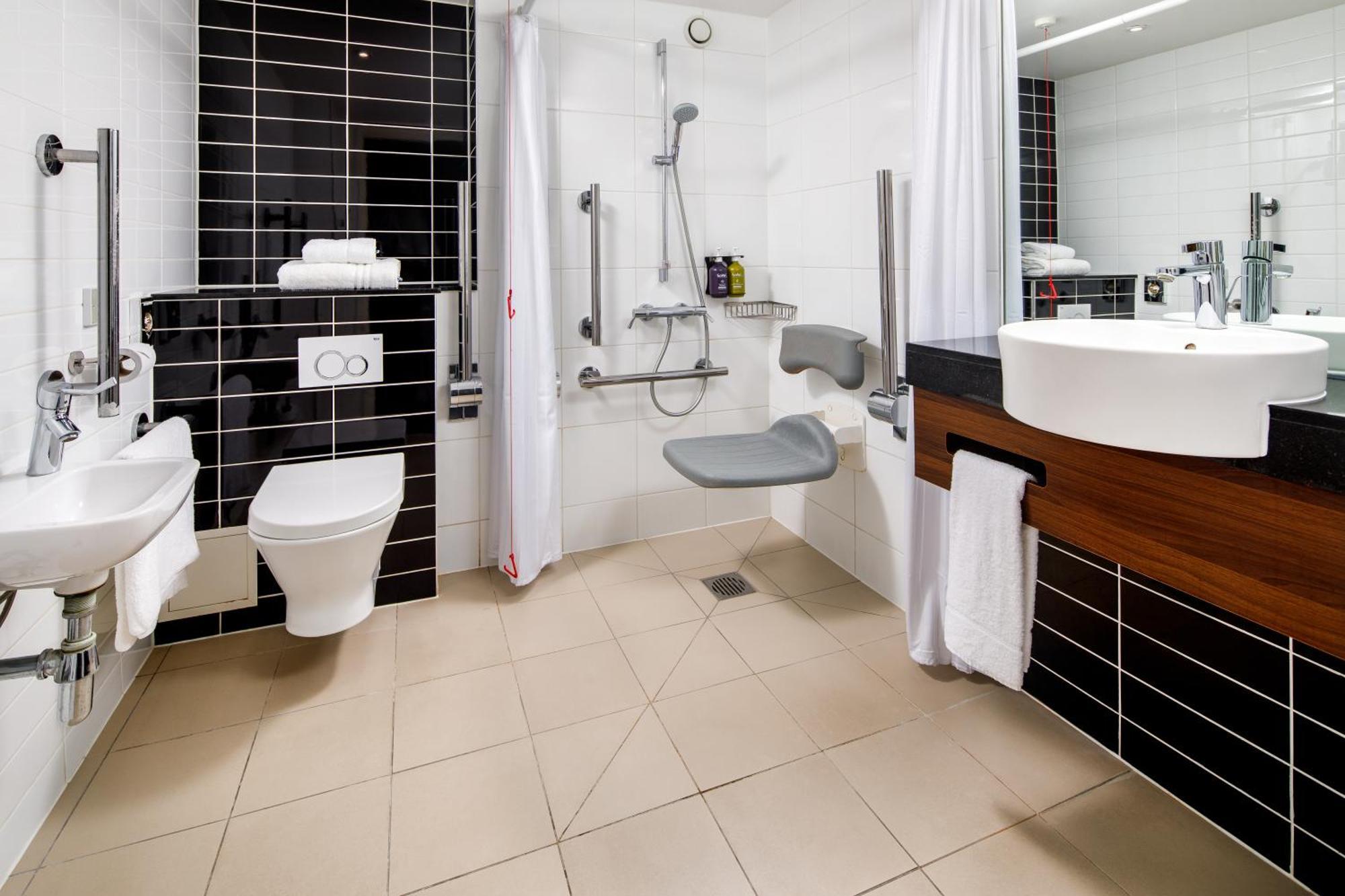 Double Room Hot Accessible