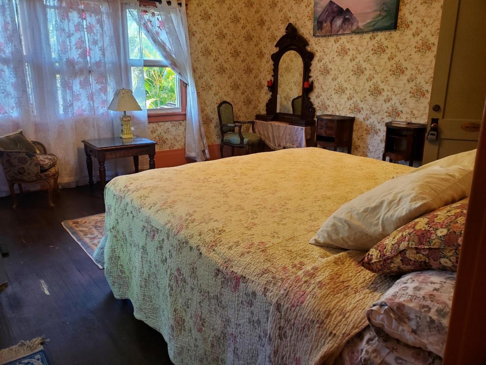 Quarto Duplo com Casa de Banho Privativa