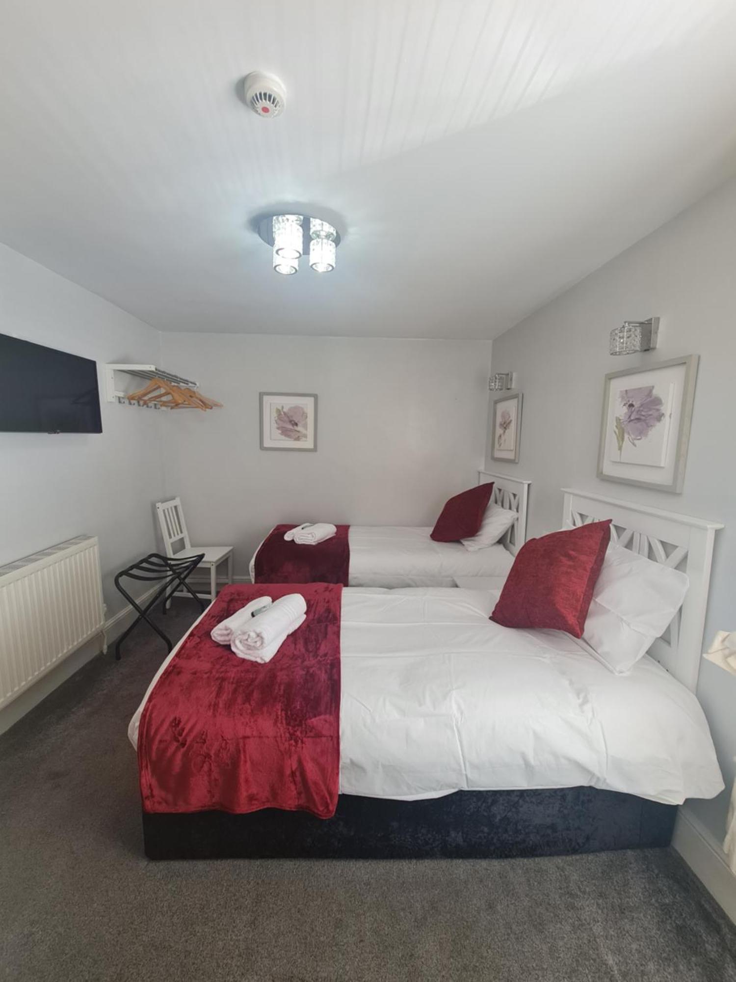 Room 5 First Floor En-suite Twin or Double Room