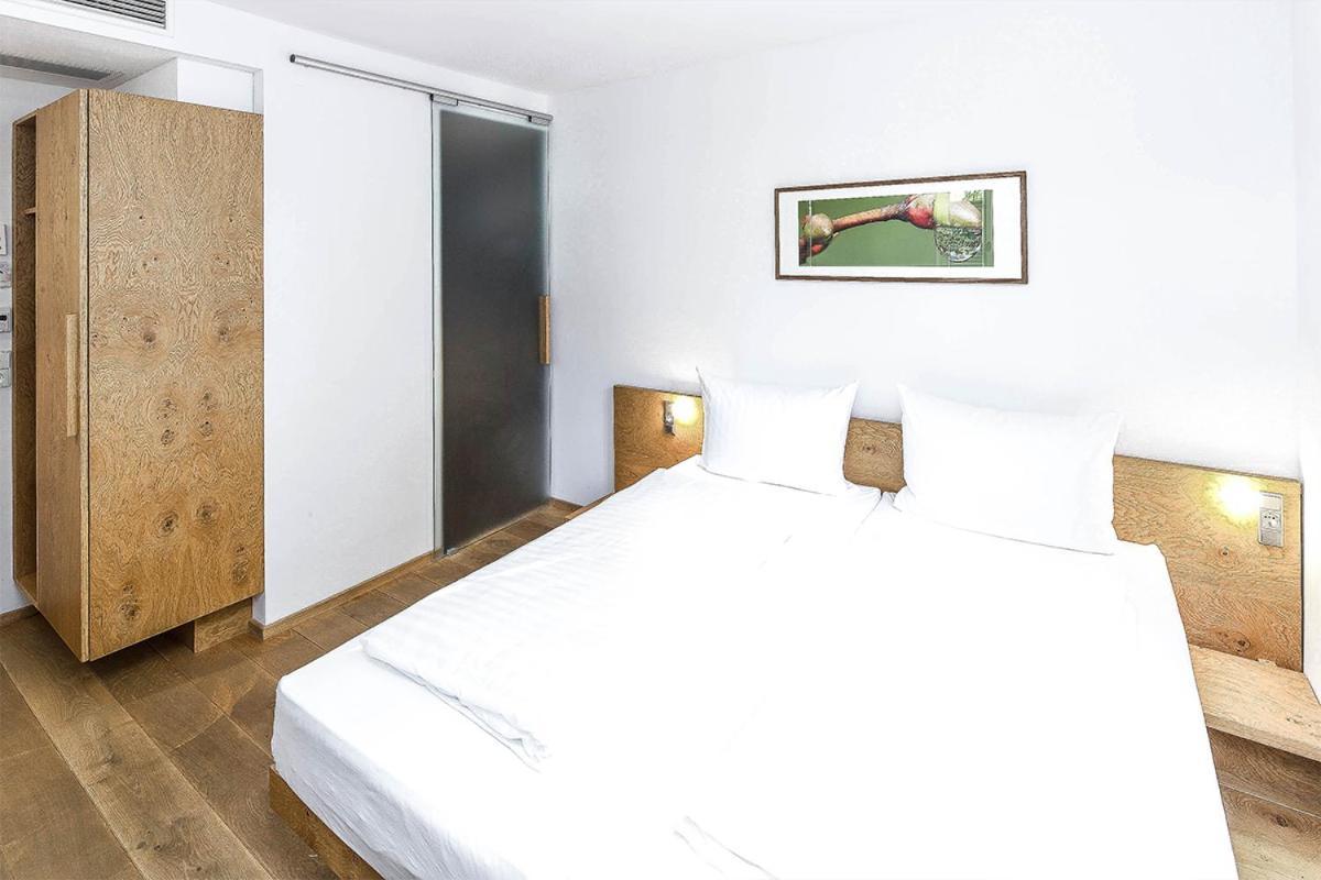 Double Room with Garden View,1601747786:JPEG