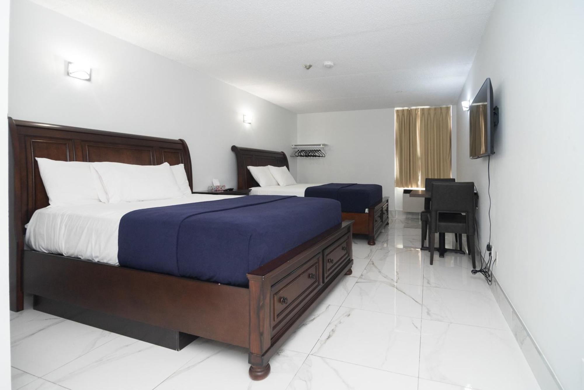 Executive Room 2 Queen Beds