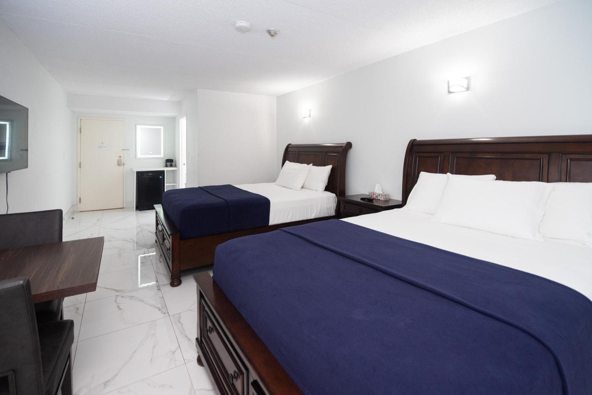 Executive Room 2 Queen Beds