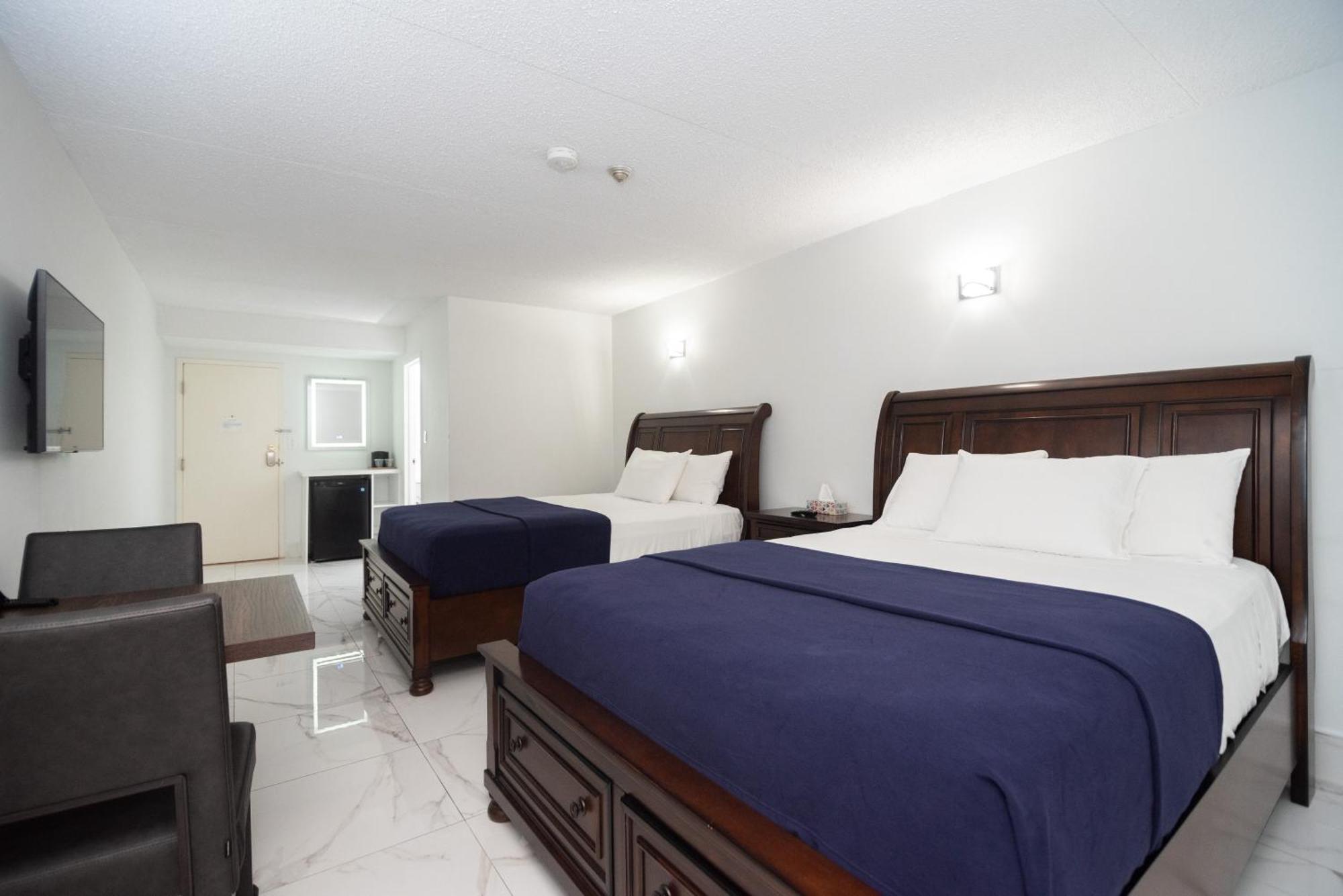 Executive Room 2 Queen Beds