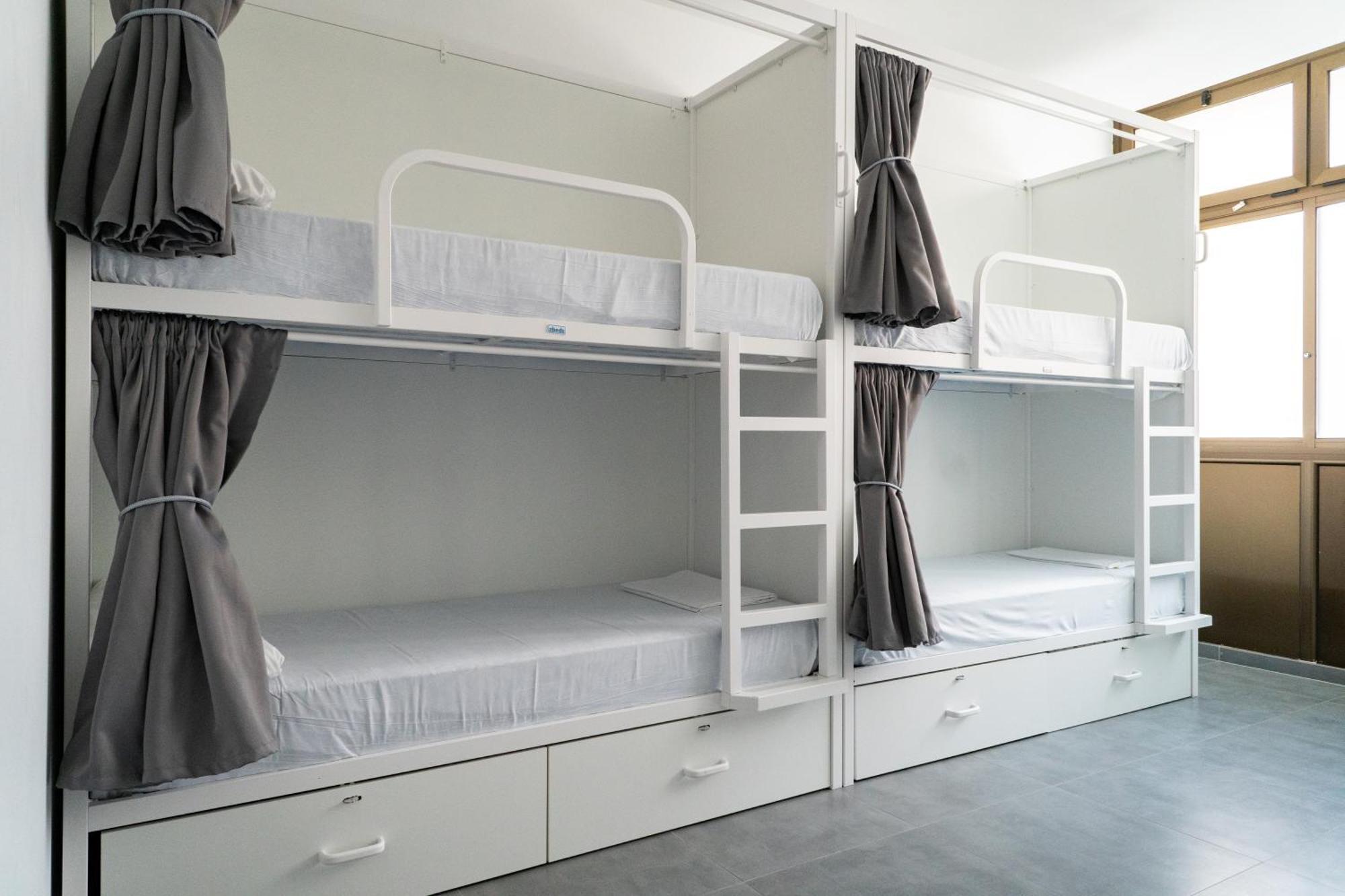 Quadruple Room Private Bathroom