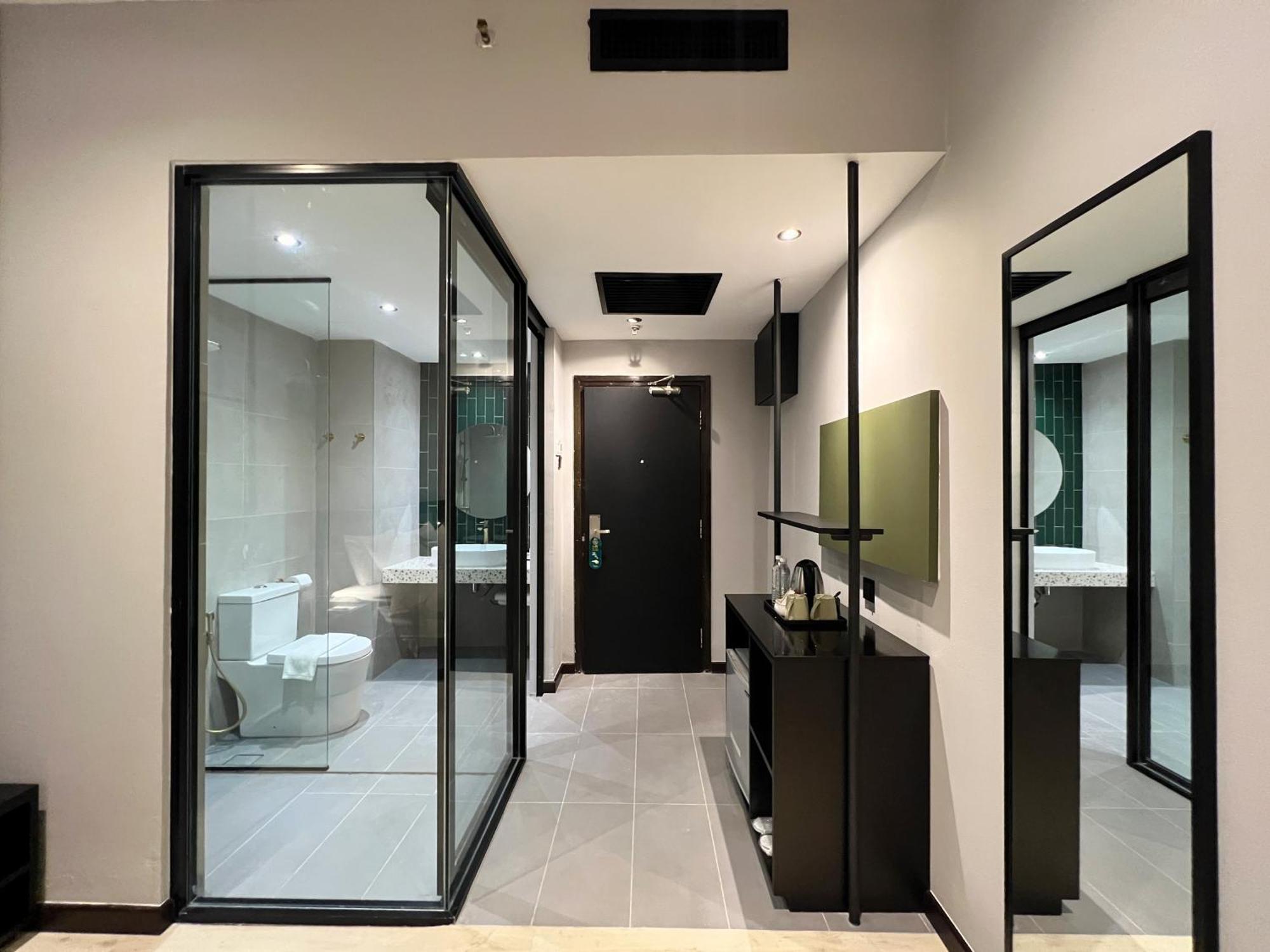 Ruby King Newly Renovated