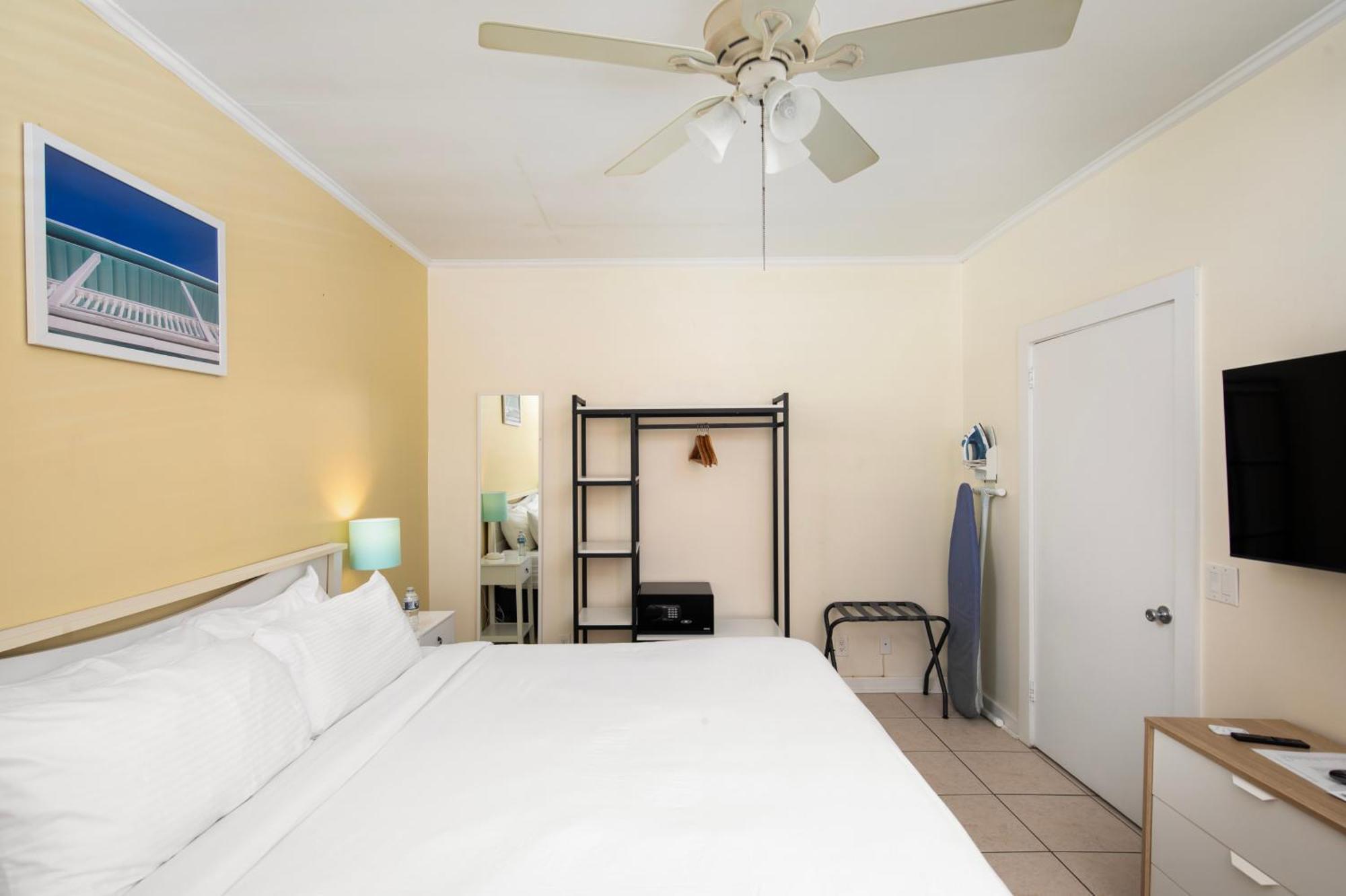 Superior King Room