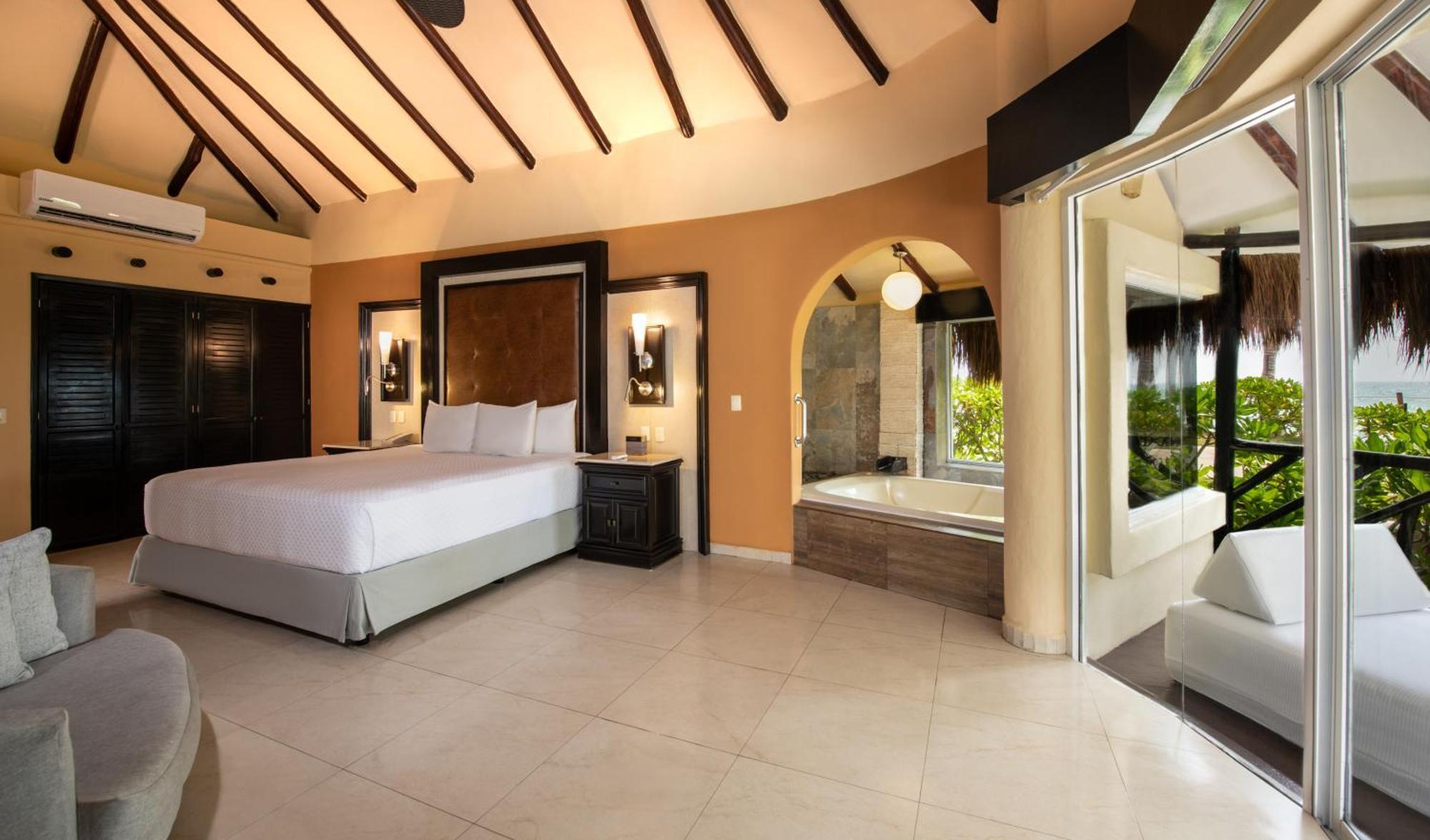 Beachfront Casita Suite