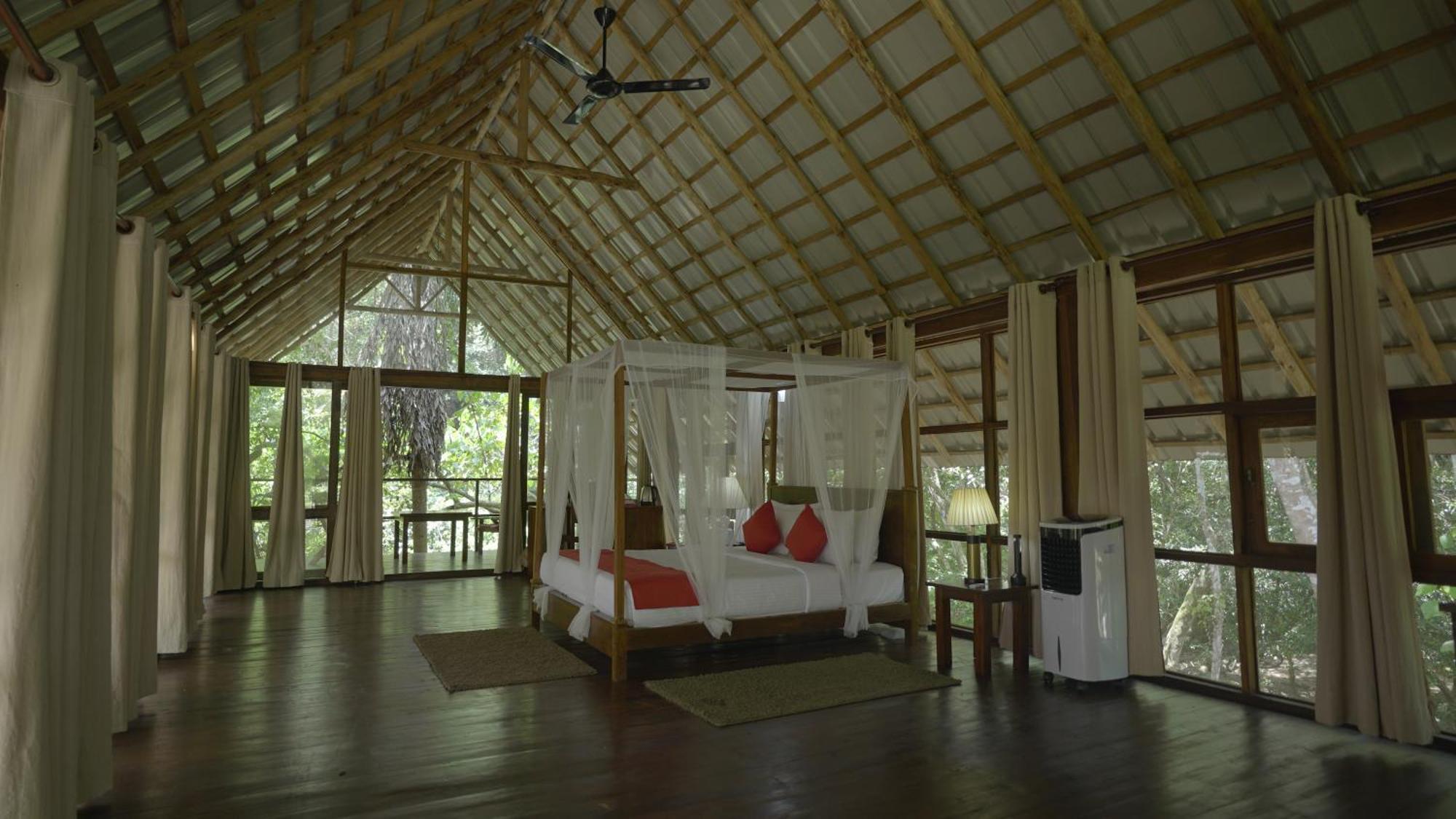 Deluxe Double Room River View