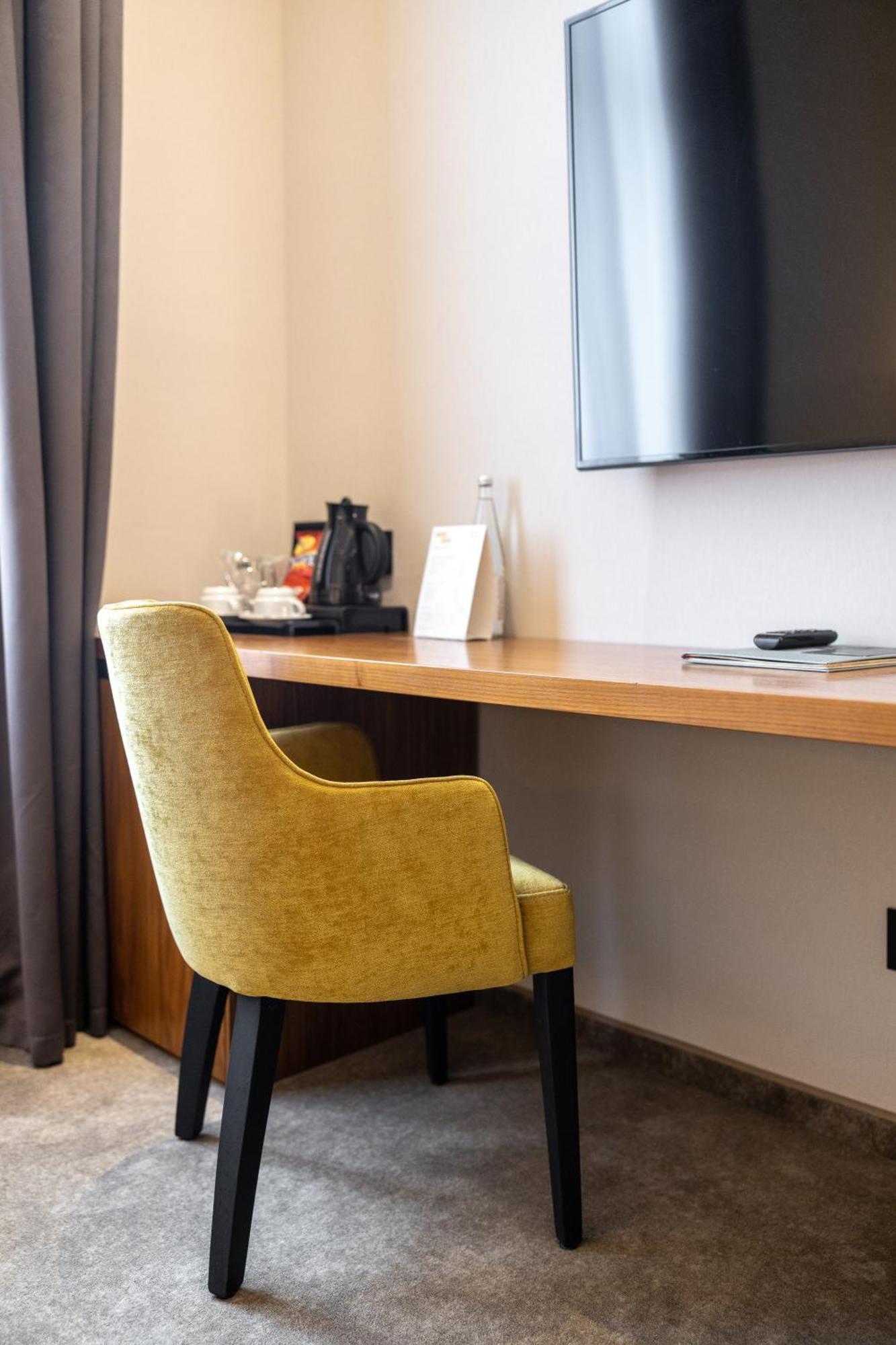 Deluxe Double or Twin Room Balcony