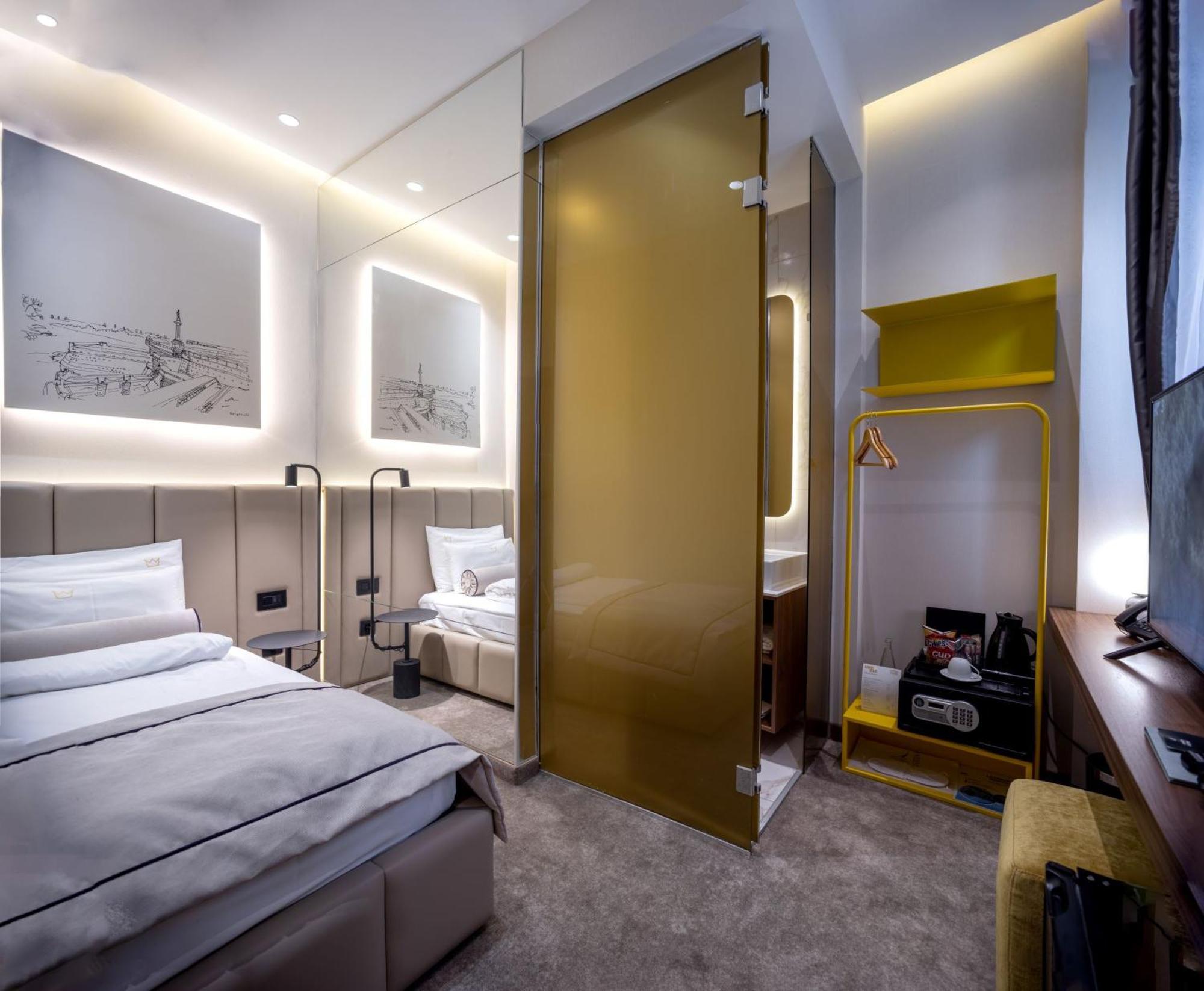 Small Single Room