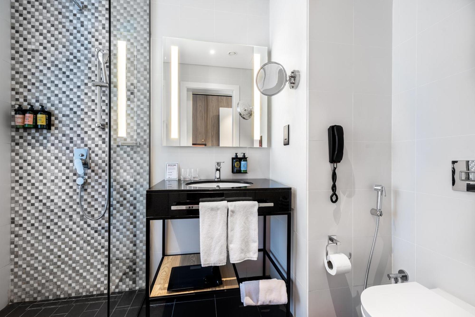 Executive Room Canal View