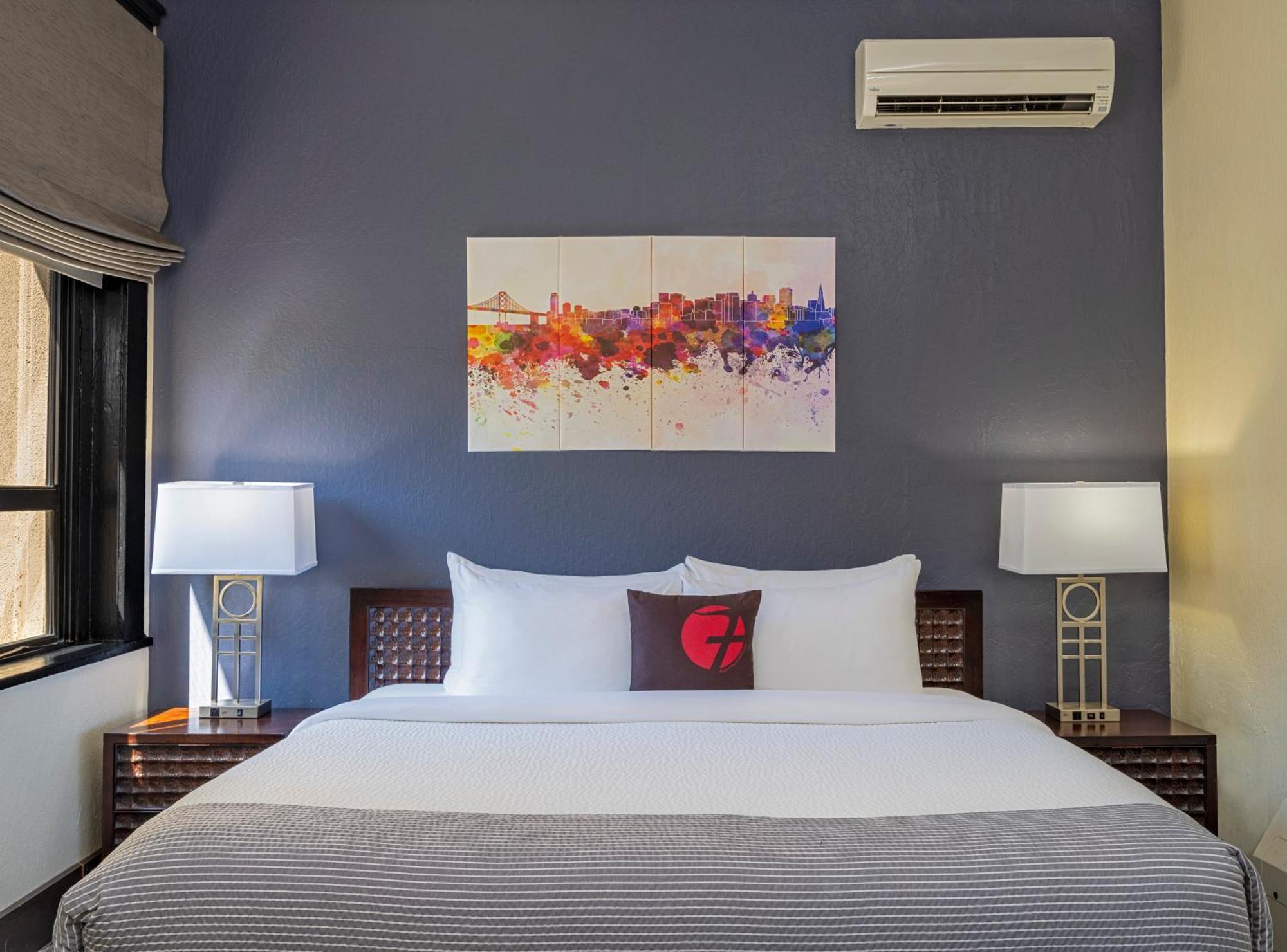 Standard Queen Room