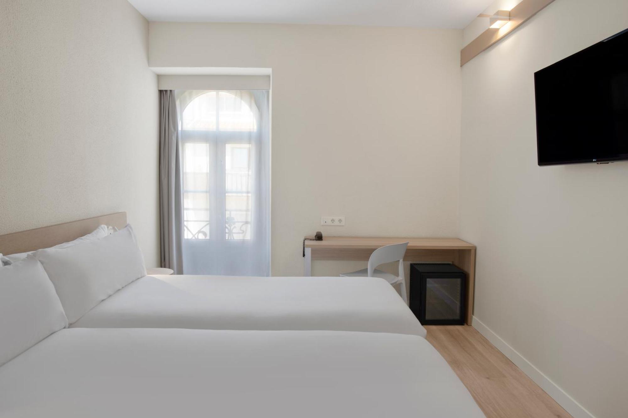 Quarto Standard com 2 Camas de Solteiro
