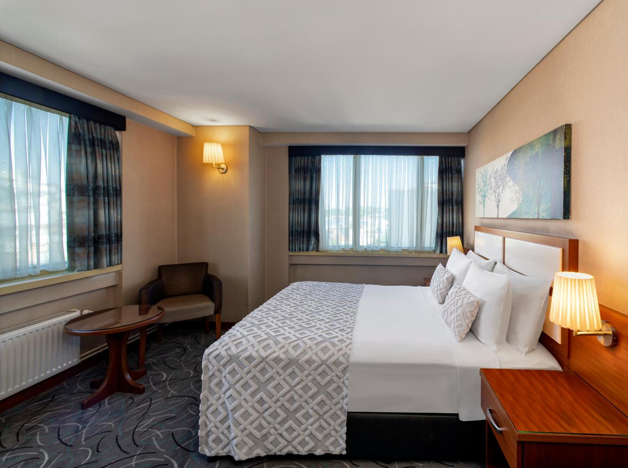 Double or Twin Room City View
