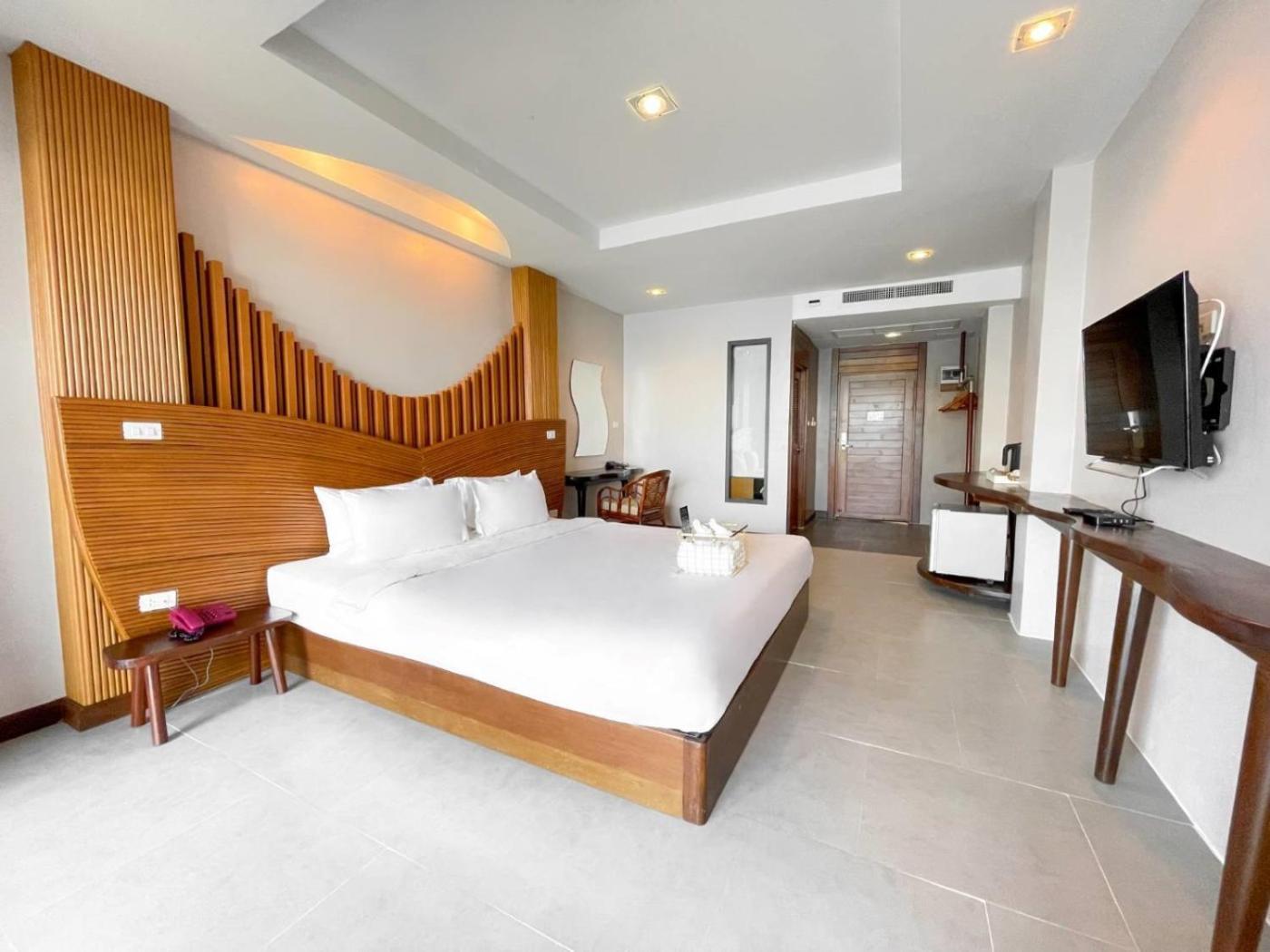 Deluxe Sea View