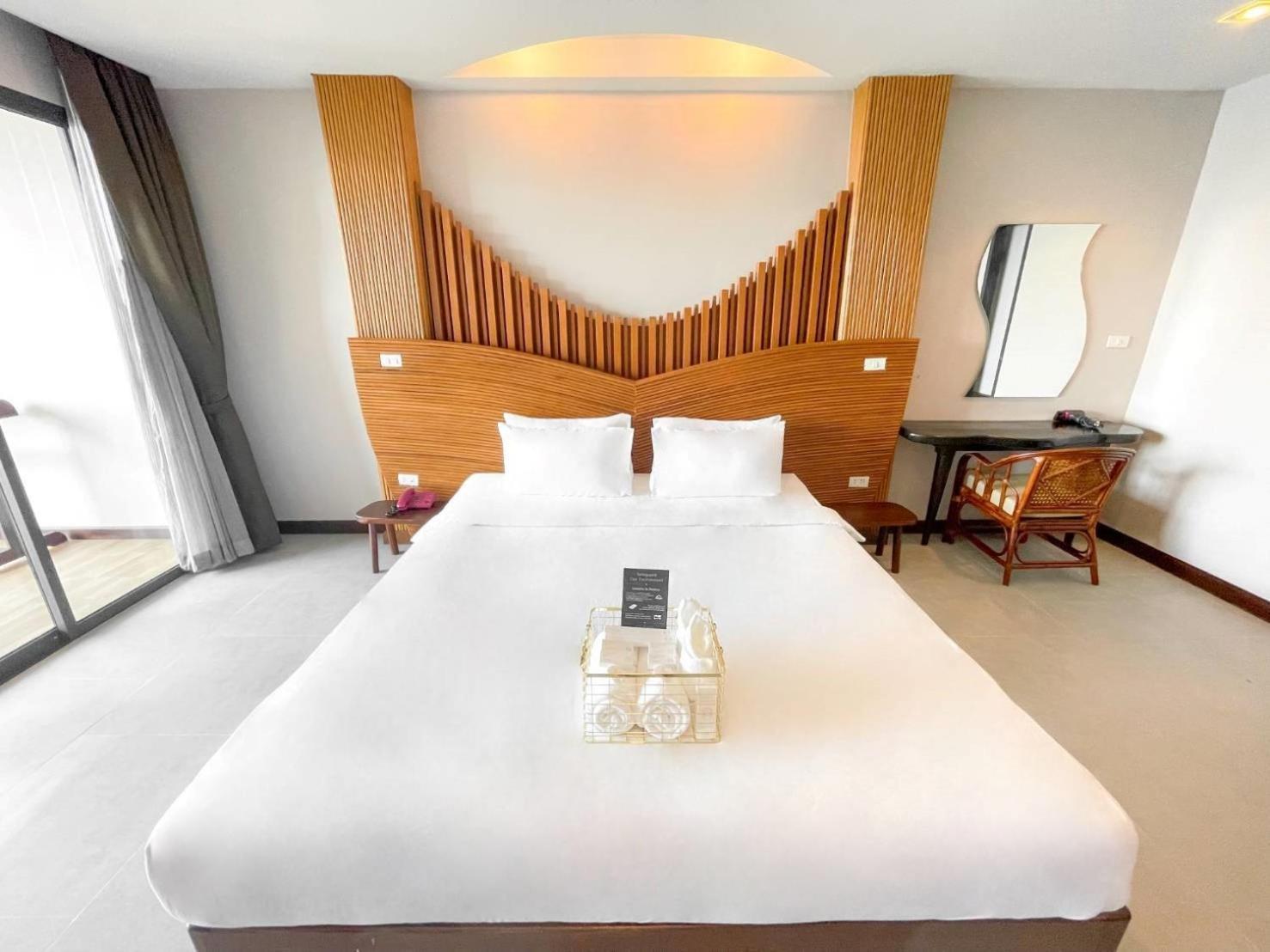 Deluxe Sea View