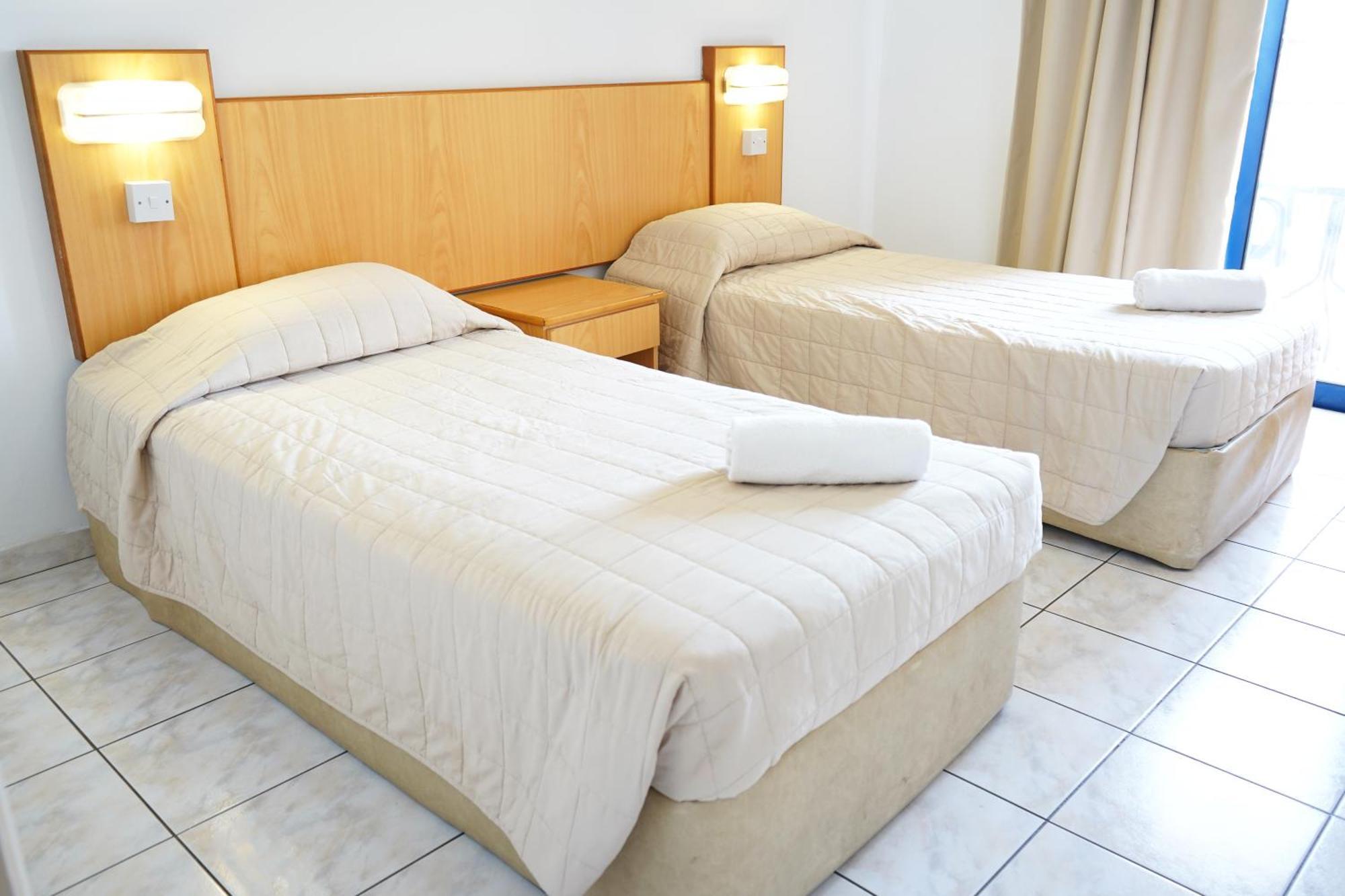 One-Bedroom Apartment,1600568207:JPEG
