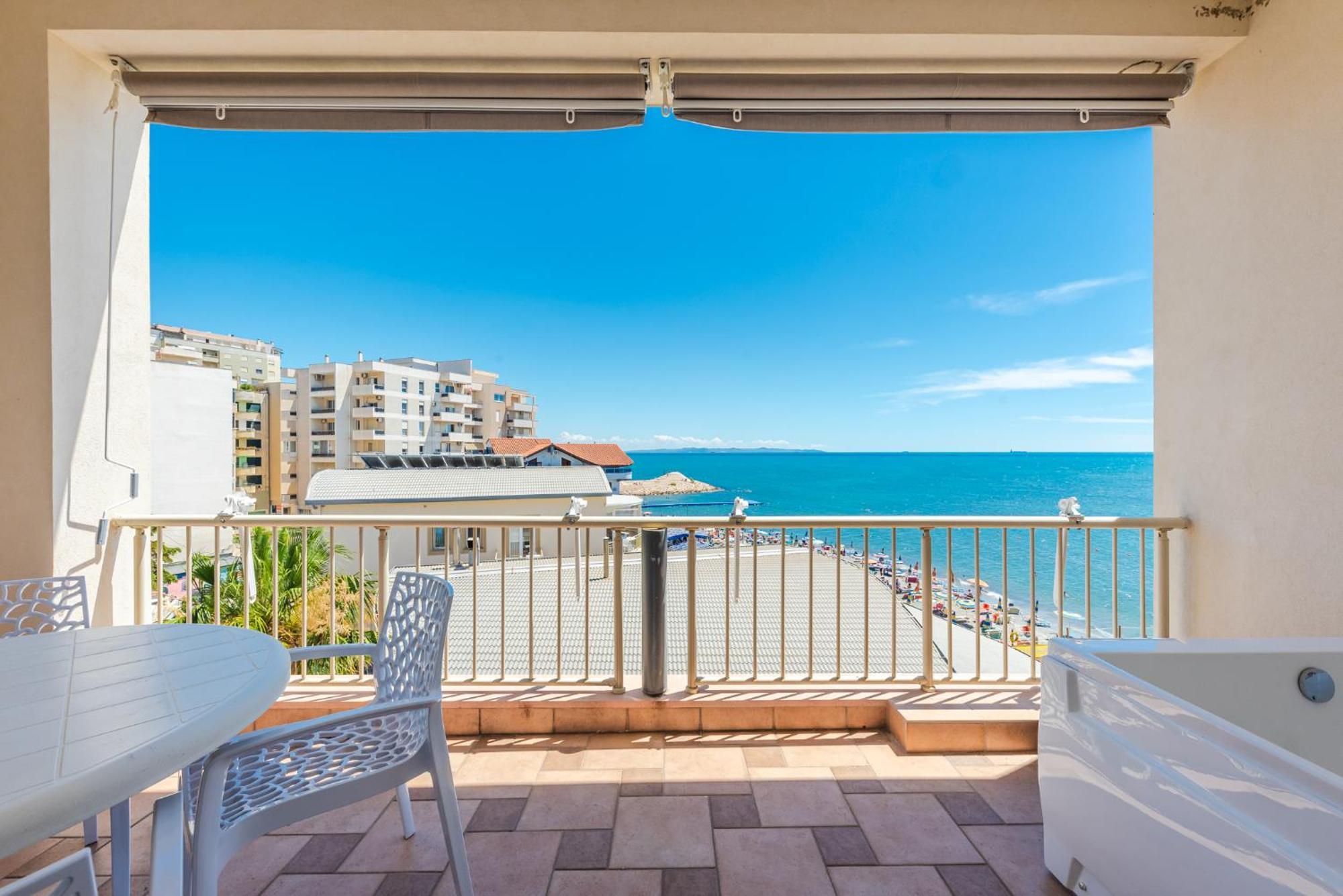 Suite Sea View