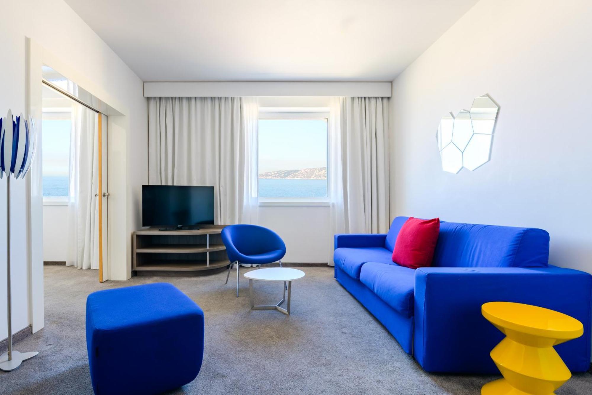 Executive Suite with Sea View,1600597319:JPEG
