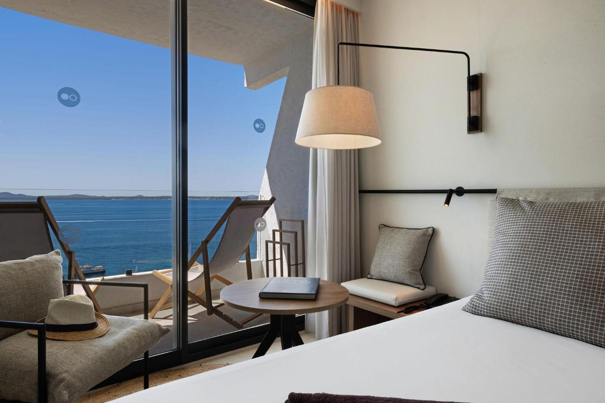 Premium Sea View