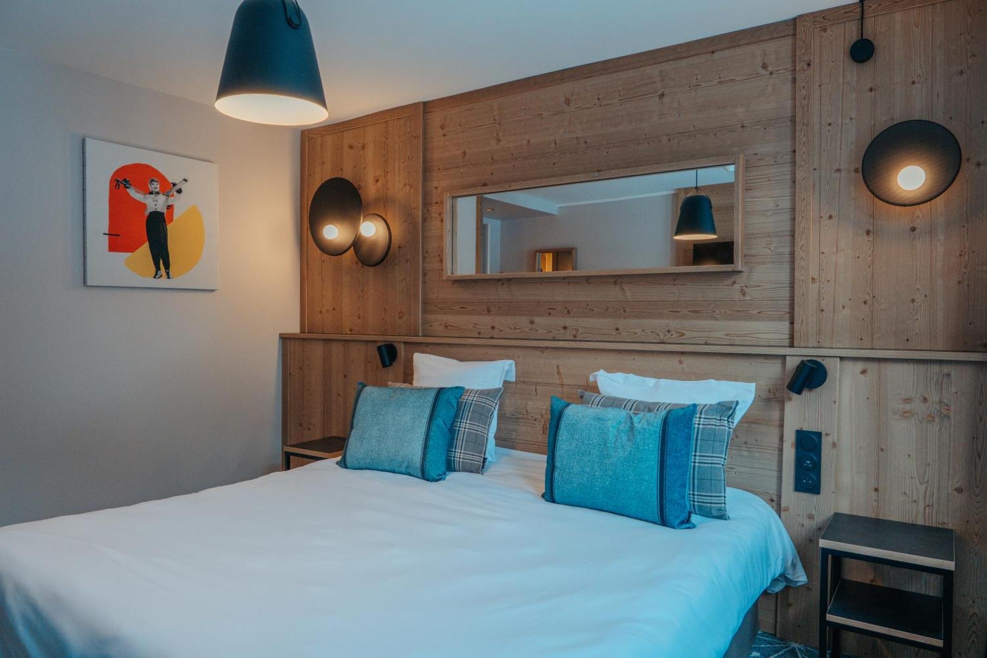 Comfort Room two single beds