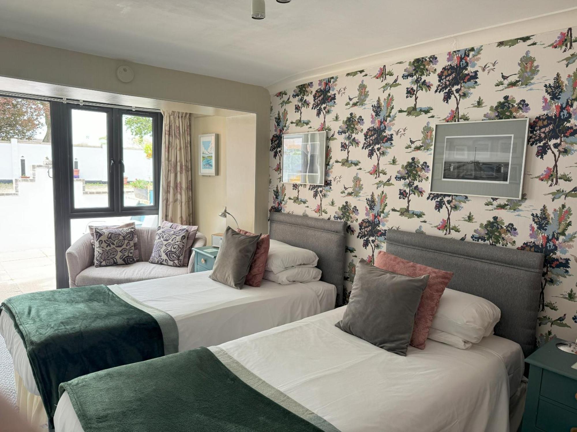Twin Room with Terrace,1601682276:JPEG