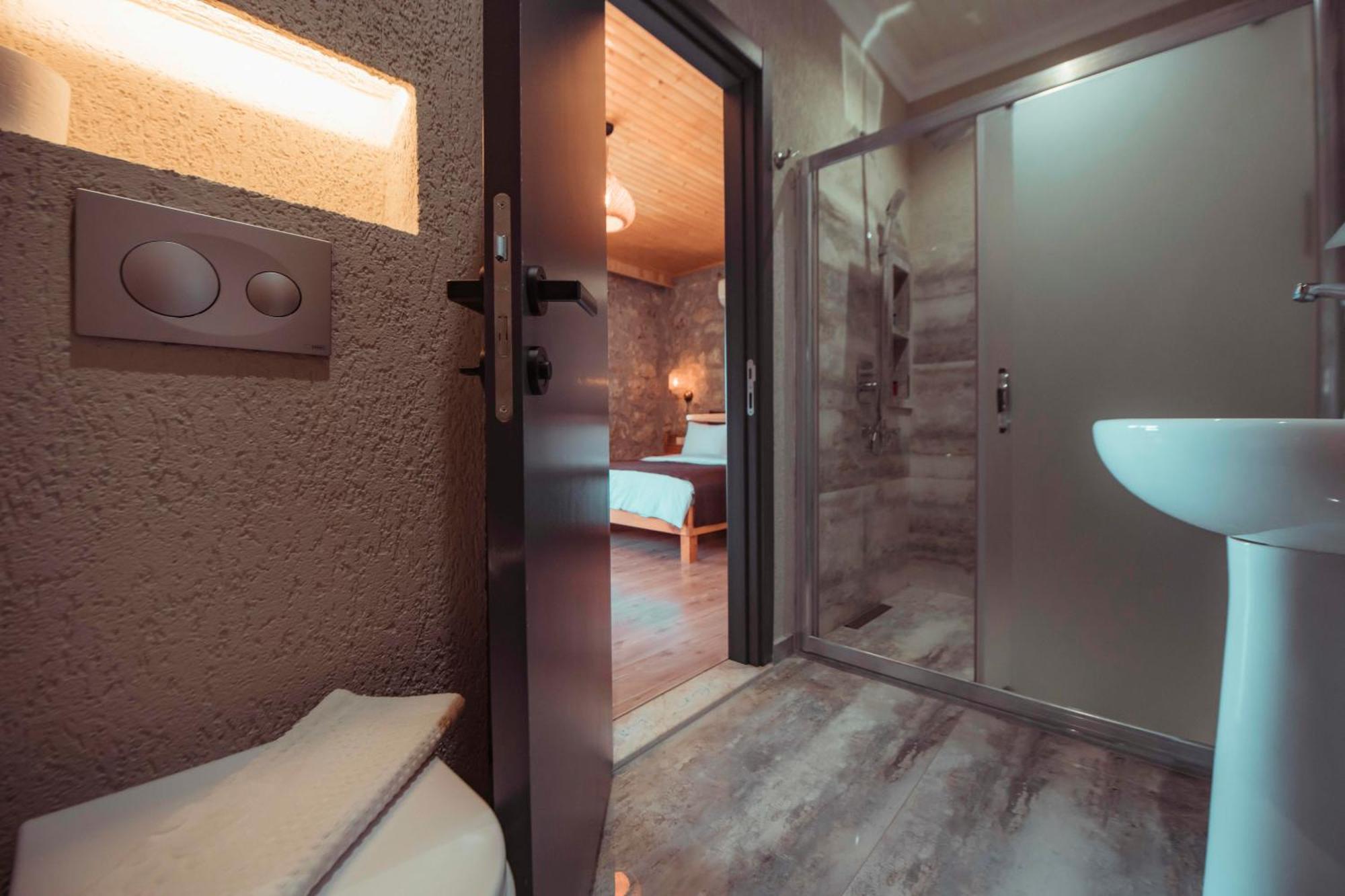 Suite Private Pool,1601703870:JPEG