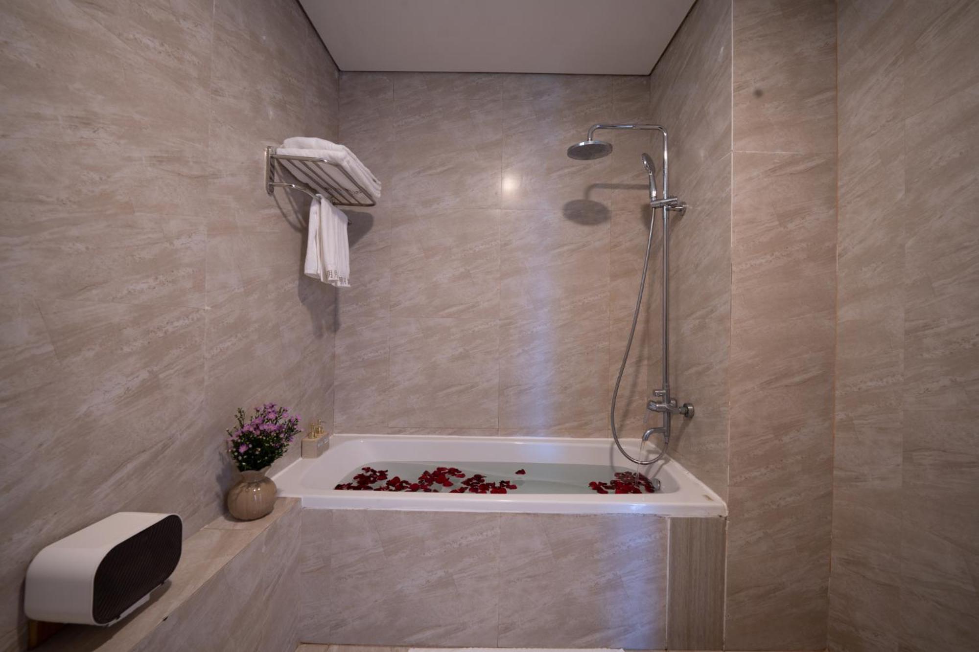 Superior Double Room,1601710699:JPEG