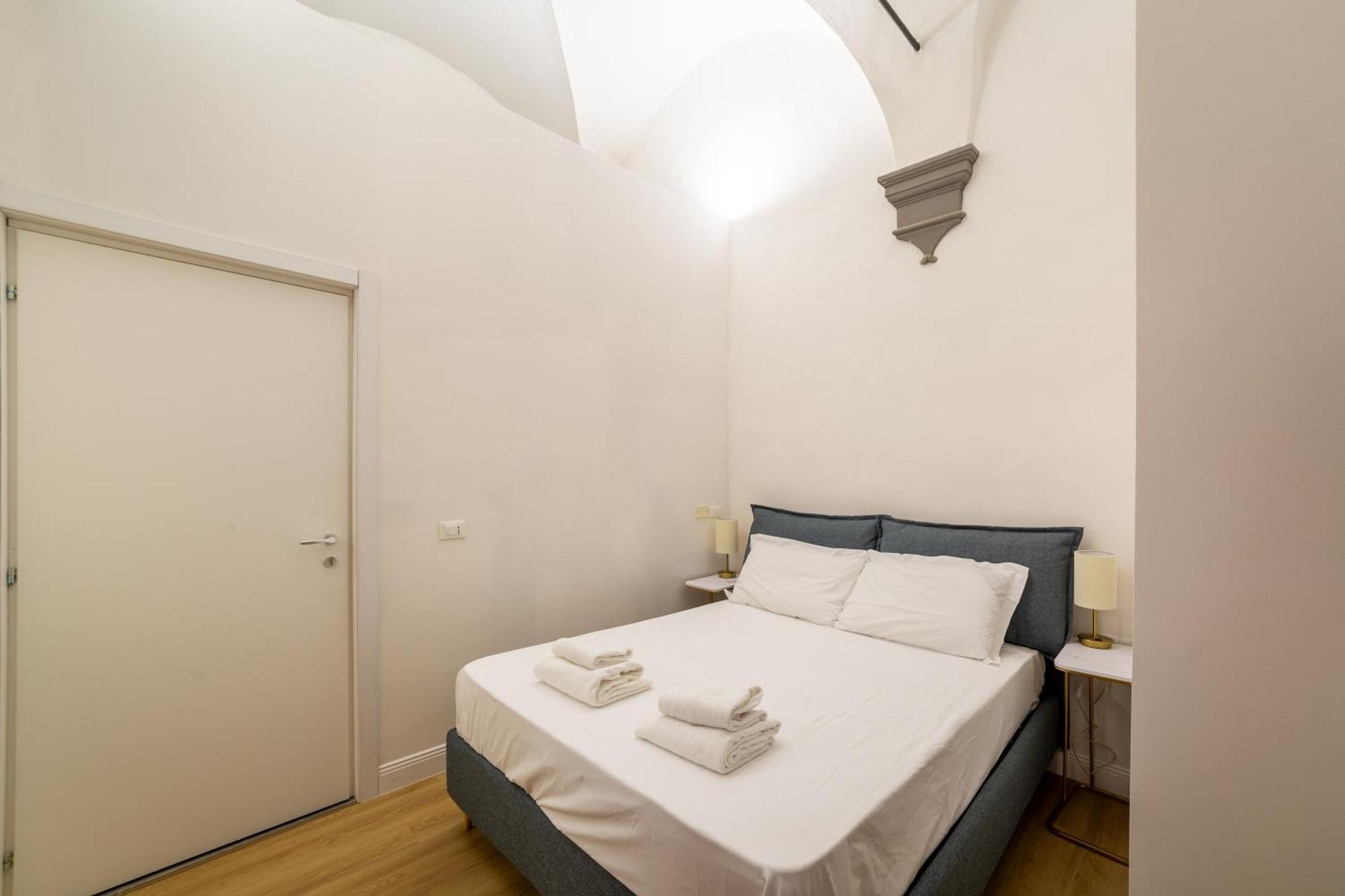 Double Room Private External Bathroom